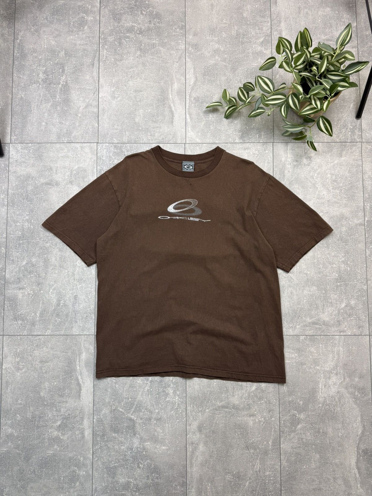 Vintage Oakley Software Sun Faded Center Logo Tee Hoodie, Sweatshirt | FlexRushtees.com
