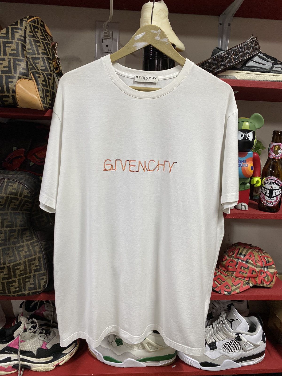 Givenchy Spellout T Shirt Los Angeles Graffiti Logo Tee Xl Hoodie, Sweatshirt | FlexRushtees.com