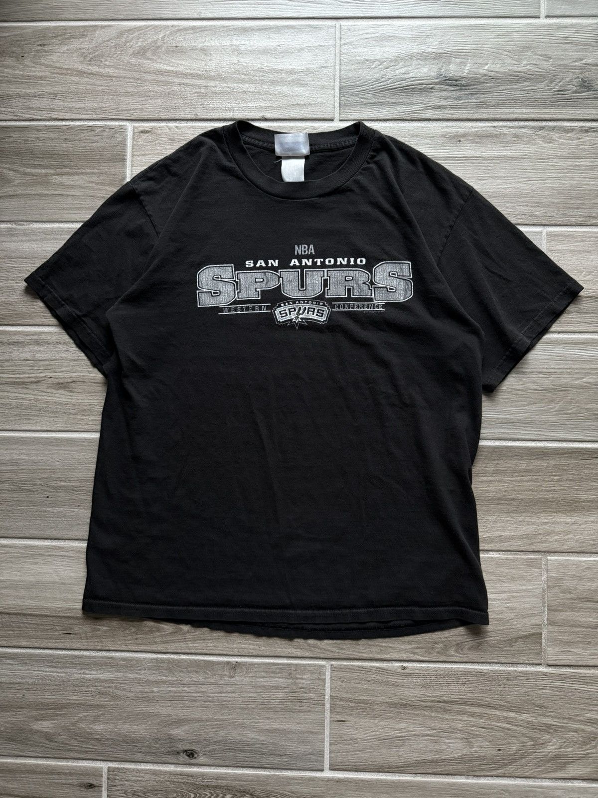 Vintage Nba San Antonio Spurs T Shirt Size Large Gently Used Hoodie, Sweatshirt | FlexRushtees.com