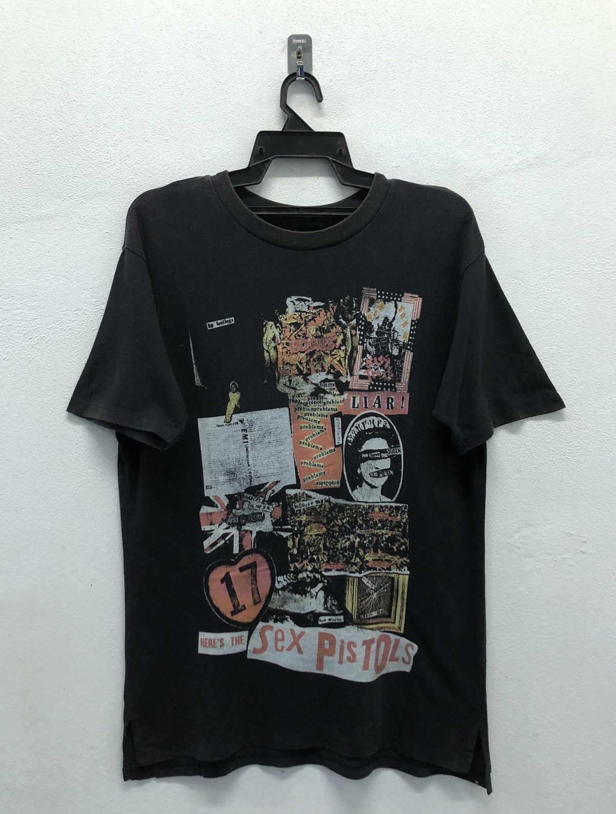 Band Tees Uniqlo Rock Band Sex Pistols T Shirt Hoodie, Sweatshirt | FlexRushtees.com