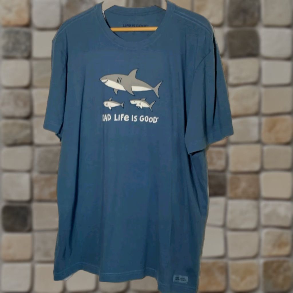 Is Good Life Is Good Crusher Tee Shirt Men L Dad Shark Blue Crew Neck Short Sleeve Graphic T Sh