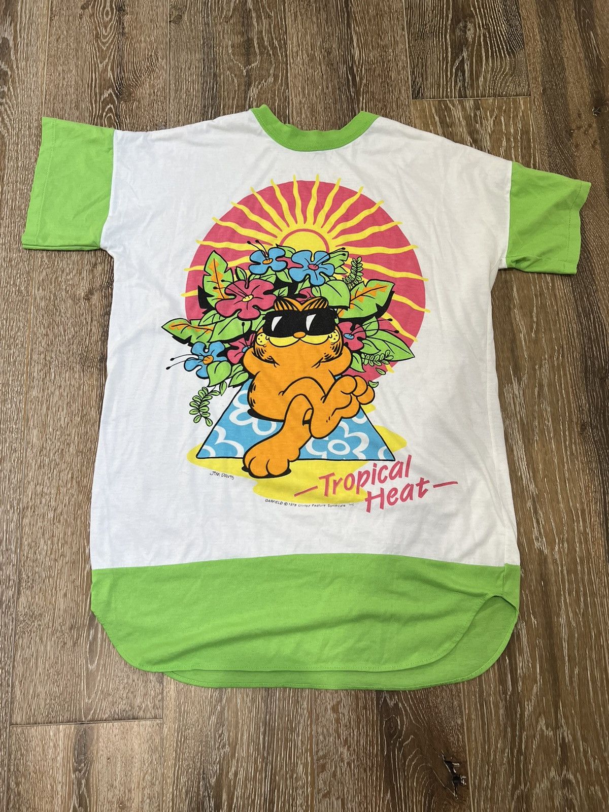 Vintage 1978 Garfield Tropical Heat Sleepwear Tee