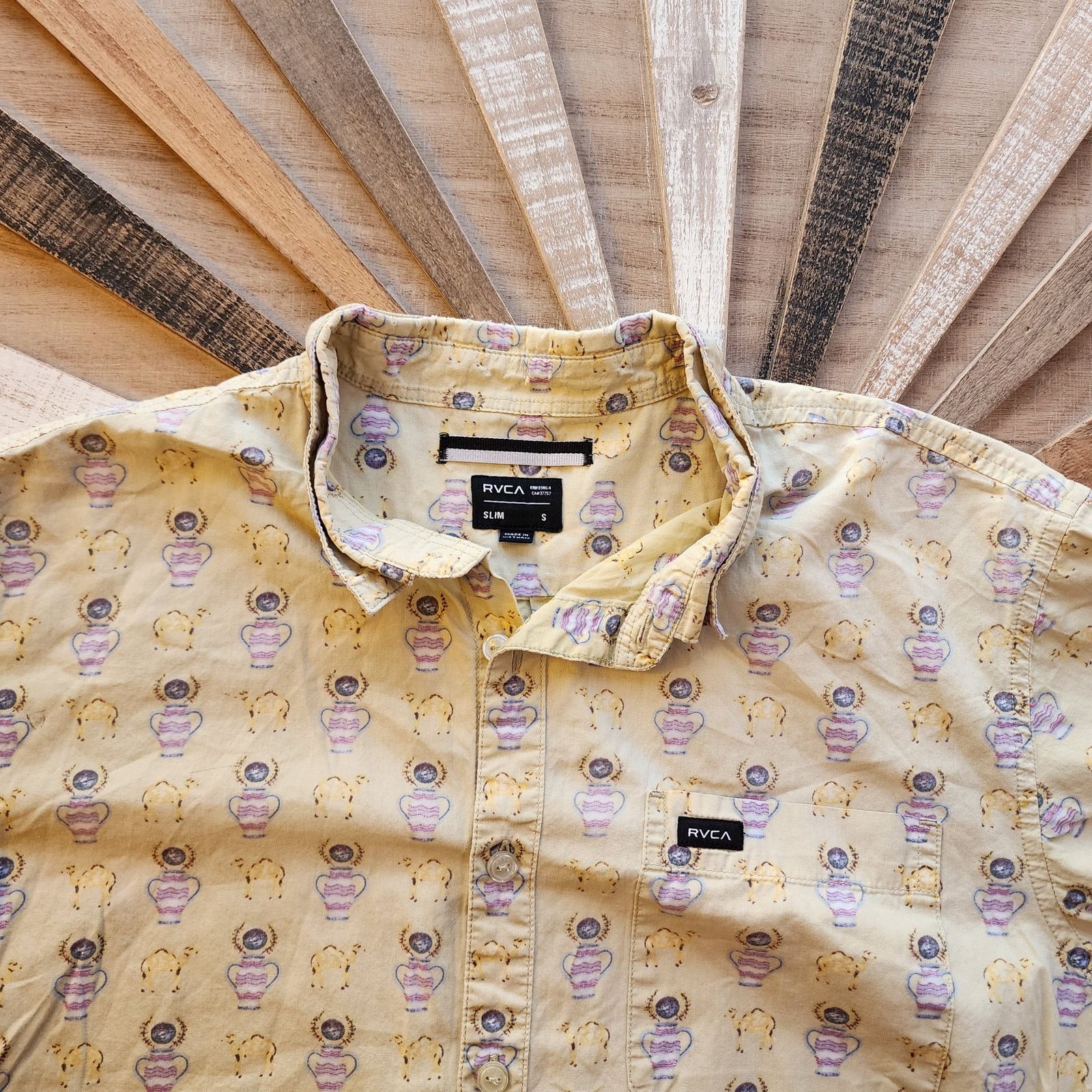Rvca Slim Men S S Yellow Shirt Artist Network Program