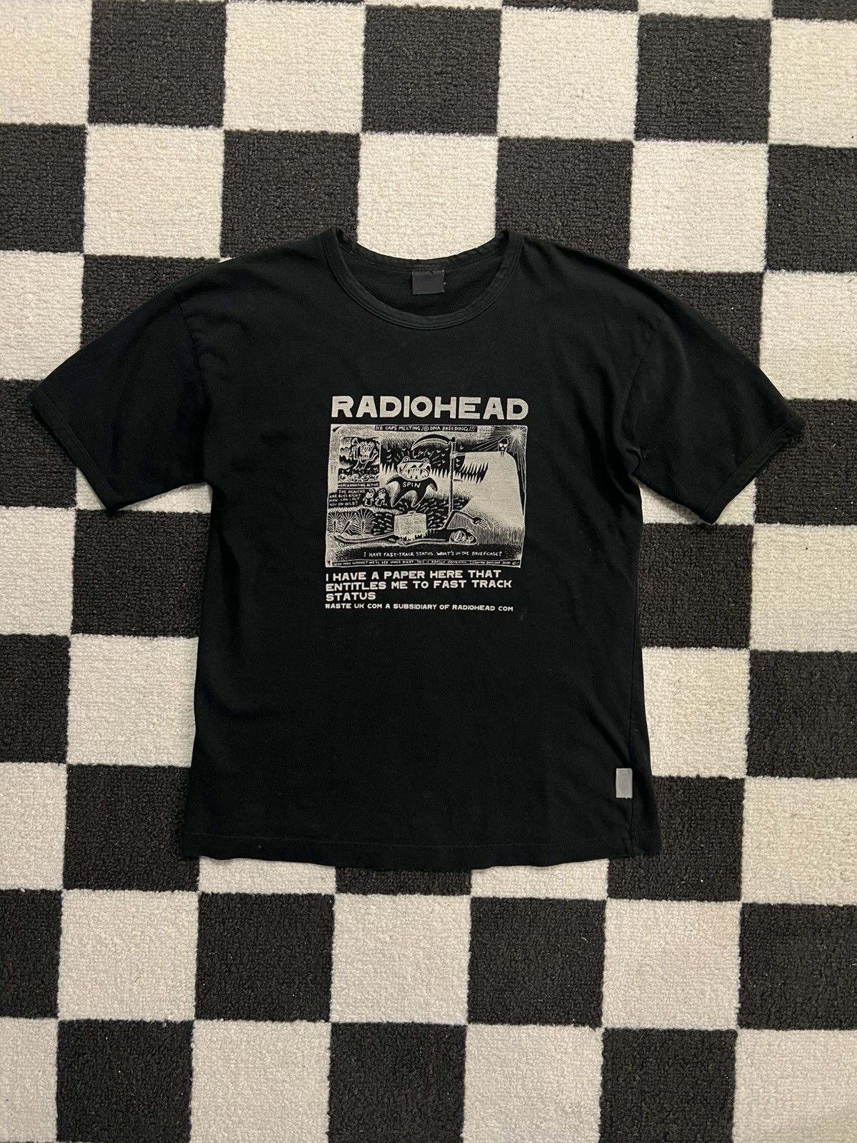 Vintage 2000 S Radiohead W A S T E Tee Hoodie, Sweatshirt | FlexRushtees.com