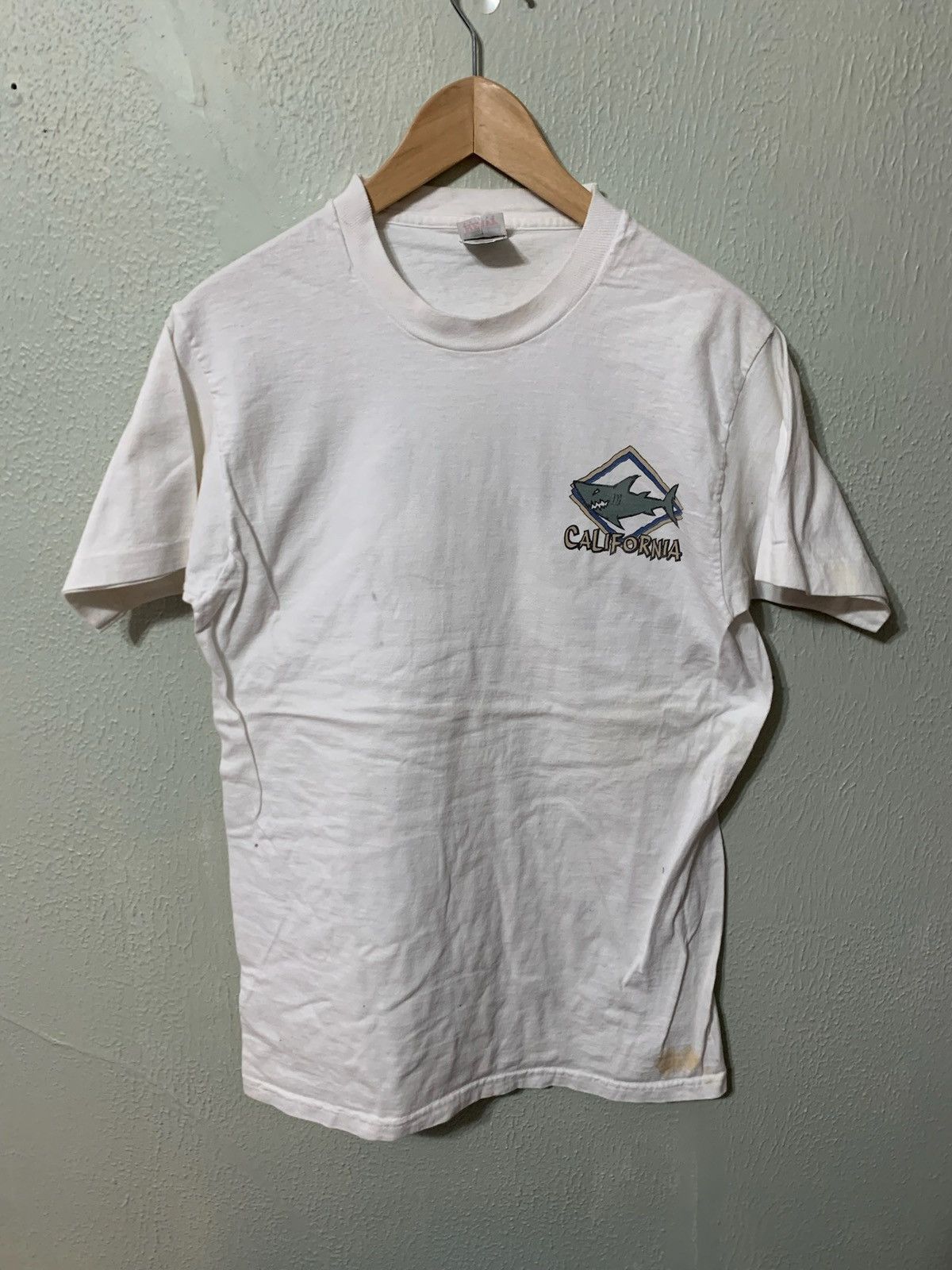 Vintage California Shark Distressed T Shirt Hoodie, Sweatshirt | FlexRushtees.com