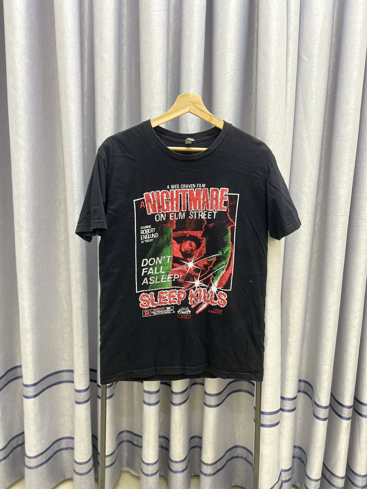 Vintage 80s Horror Movie Nightmare On Elm Street Killer Tee Hoodie, Sweatshirt | FlexRushtees.com