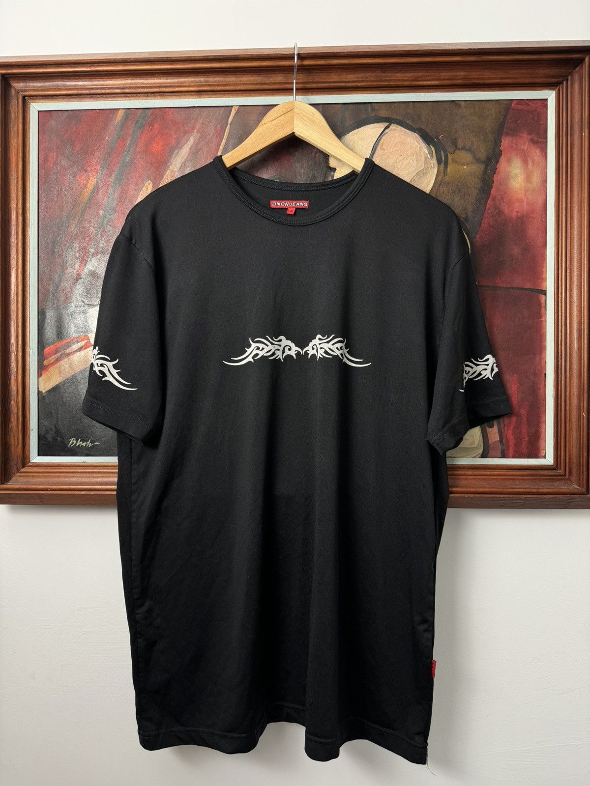 Vintage Y2k Rare Avantgarde Tribal Tee Hype Streetwear