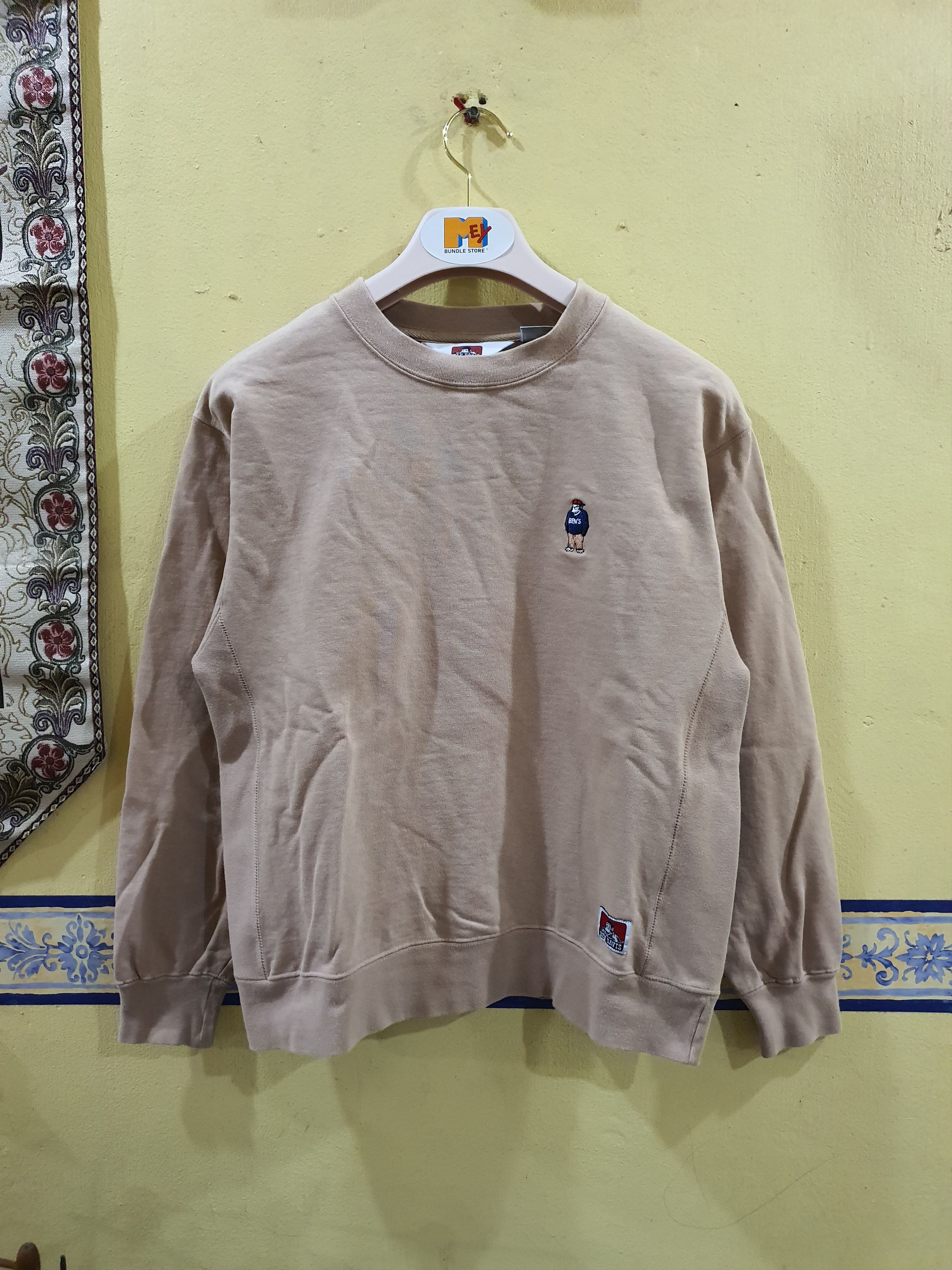 Davis Ben Davis One Point Crewneck Sweatshirt