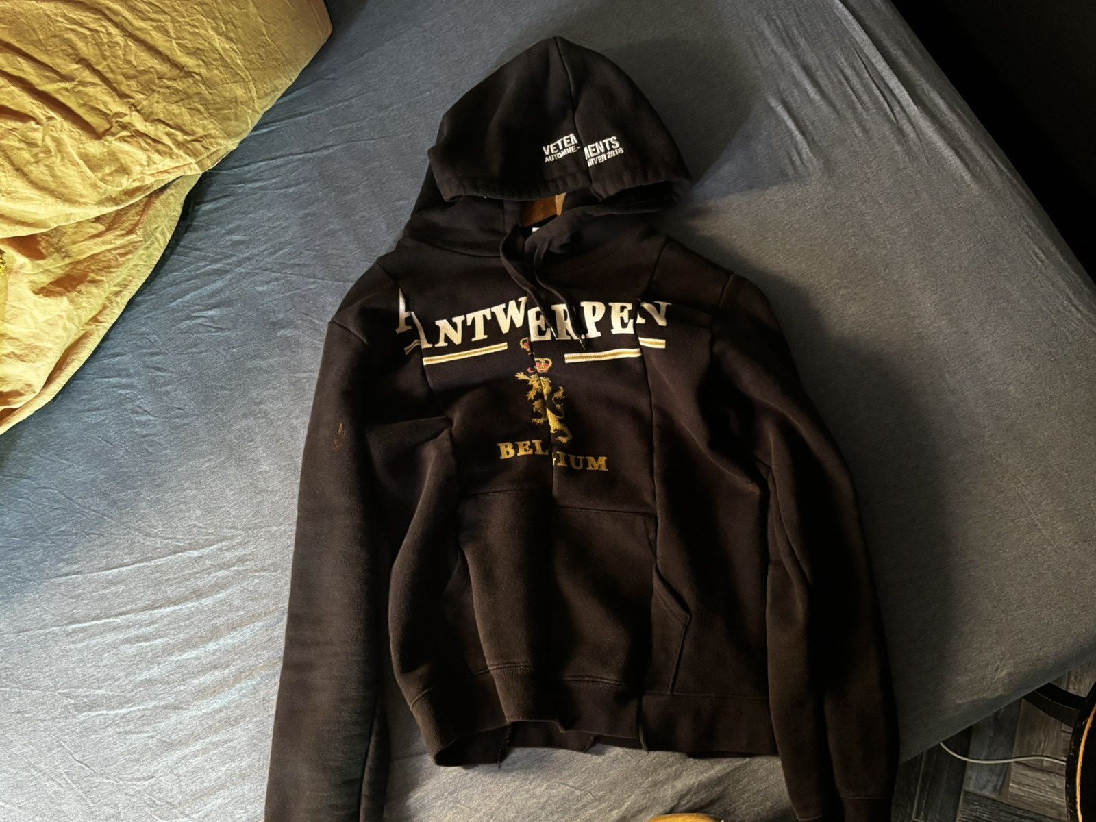 Vetements Antwerpen 2018 Hoodie T-Shirts, Sweatshirt | FlexRushtees.com