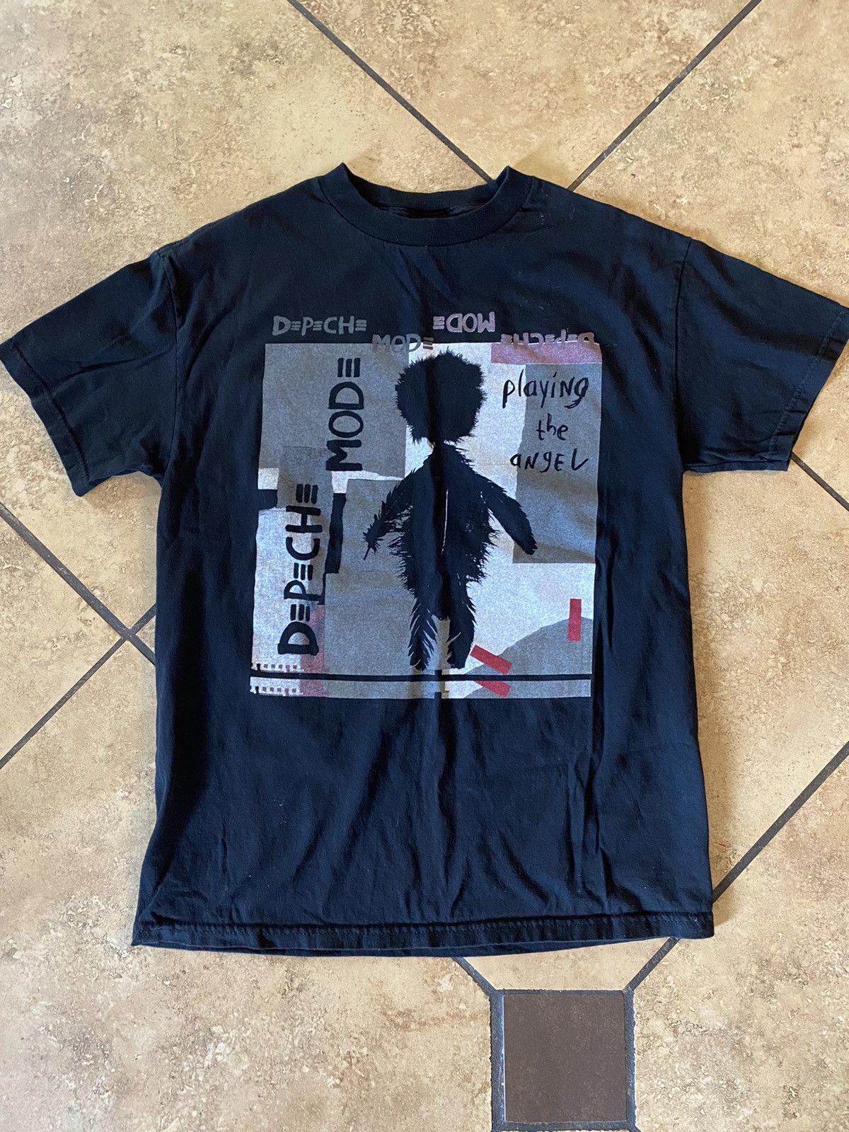 Vintage 2005 Depeche Mode World Tour Shirt Hoodie, Sweatshirt | FlexRushtees.com