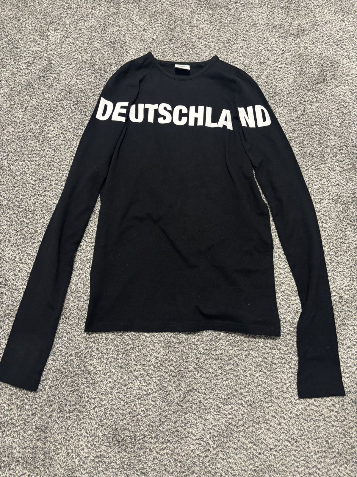 Vetements 2016 Deutschland Longsleeve T-Shirts, Hoodie, Sweatshirt | FlexRushtees.com