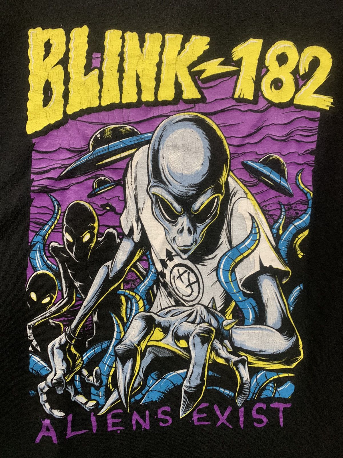 Vintage Blink 182 Aliens Exist Black Tee Hoodie, Sweatshirt | FlexRushtees.com