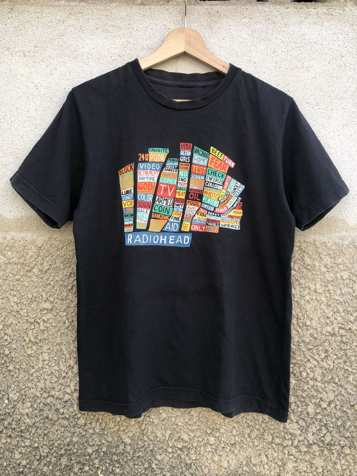Vintage Rare Rodiohead Hail To The Thief Tshirt Hoodie, Sweatshirt | FlexRushtees.com