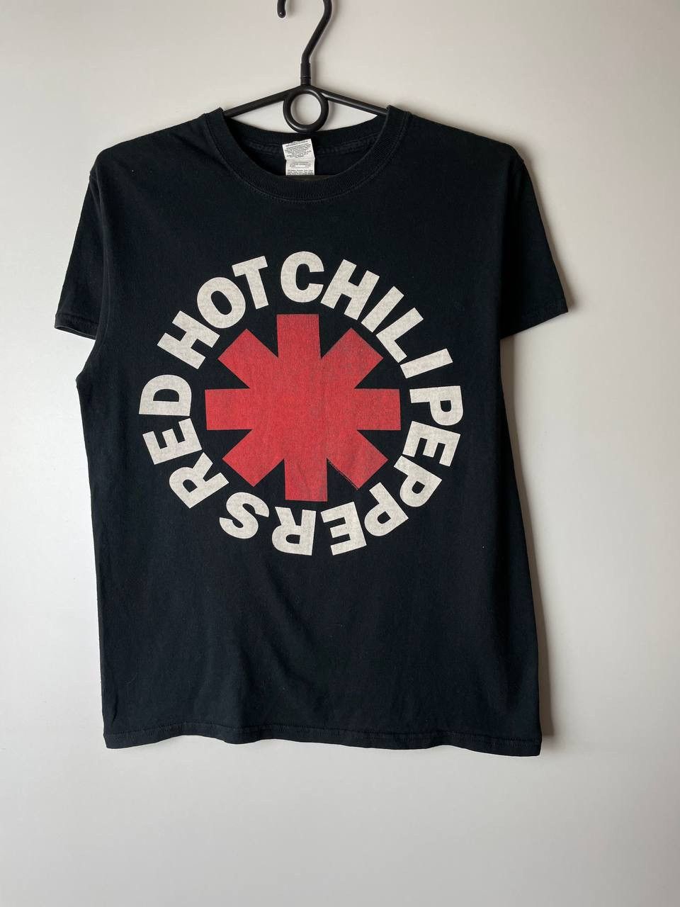 Vintage Red Hot Chili Peppers Vintage T Shirts Size S Hoodie, Sweatshirt | FlexRushtees.com