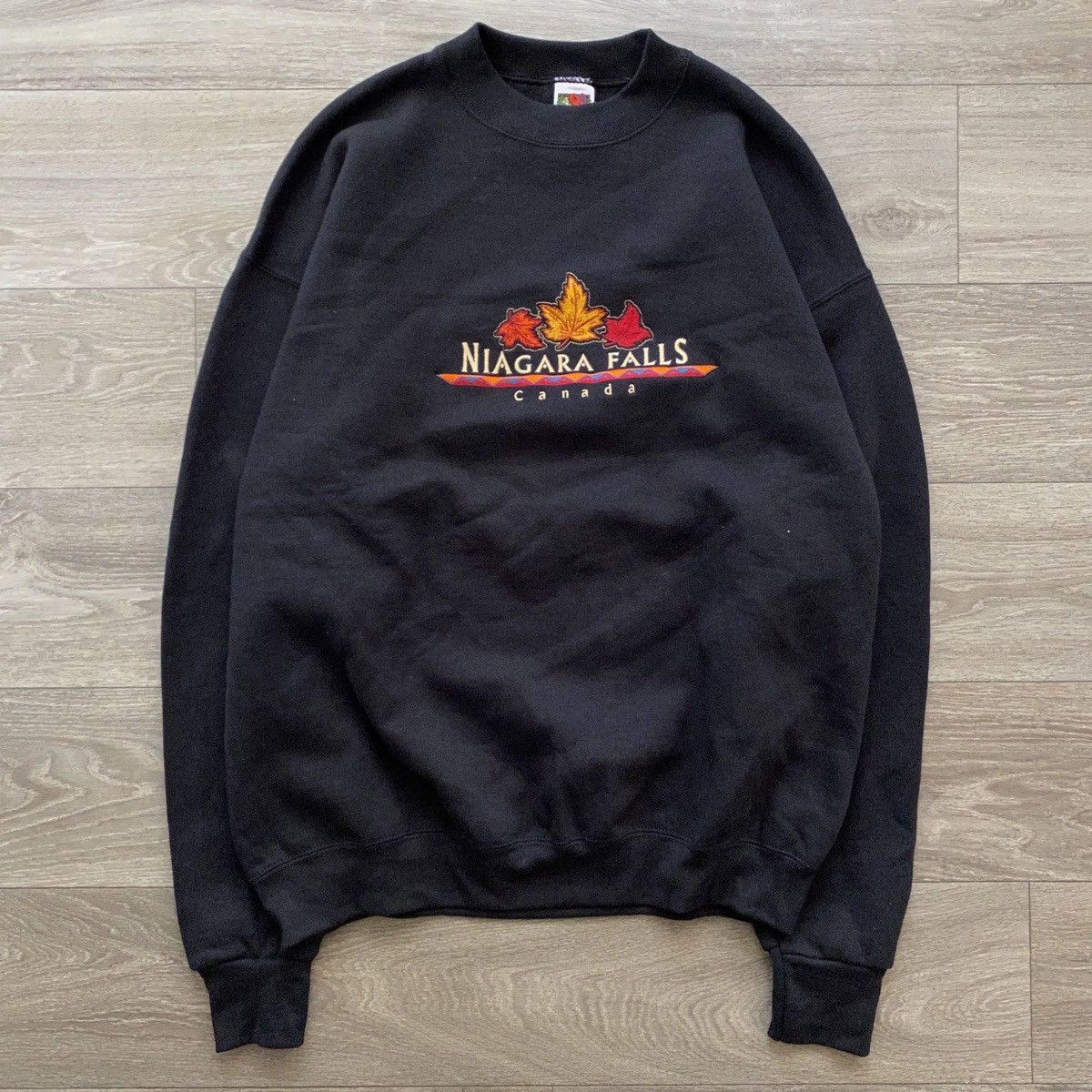 Vintage Niagara Falls Crewneck Sweatshirt