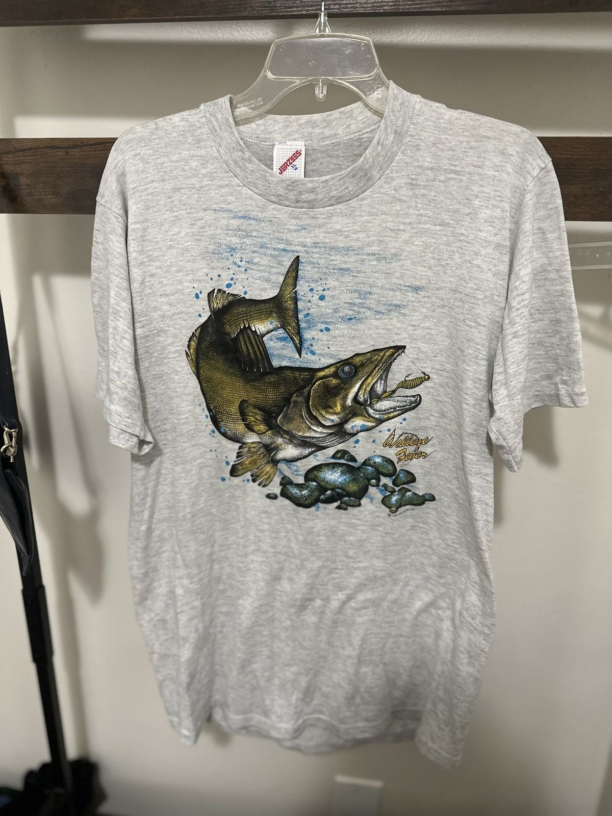 Vintage 90s Walleye Fever Tee Jerzees Xl