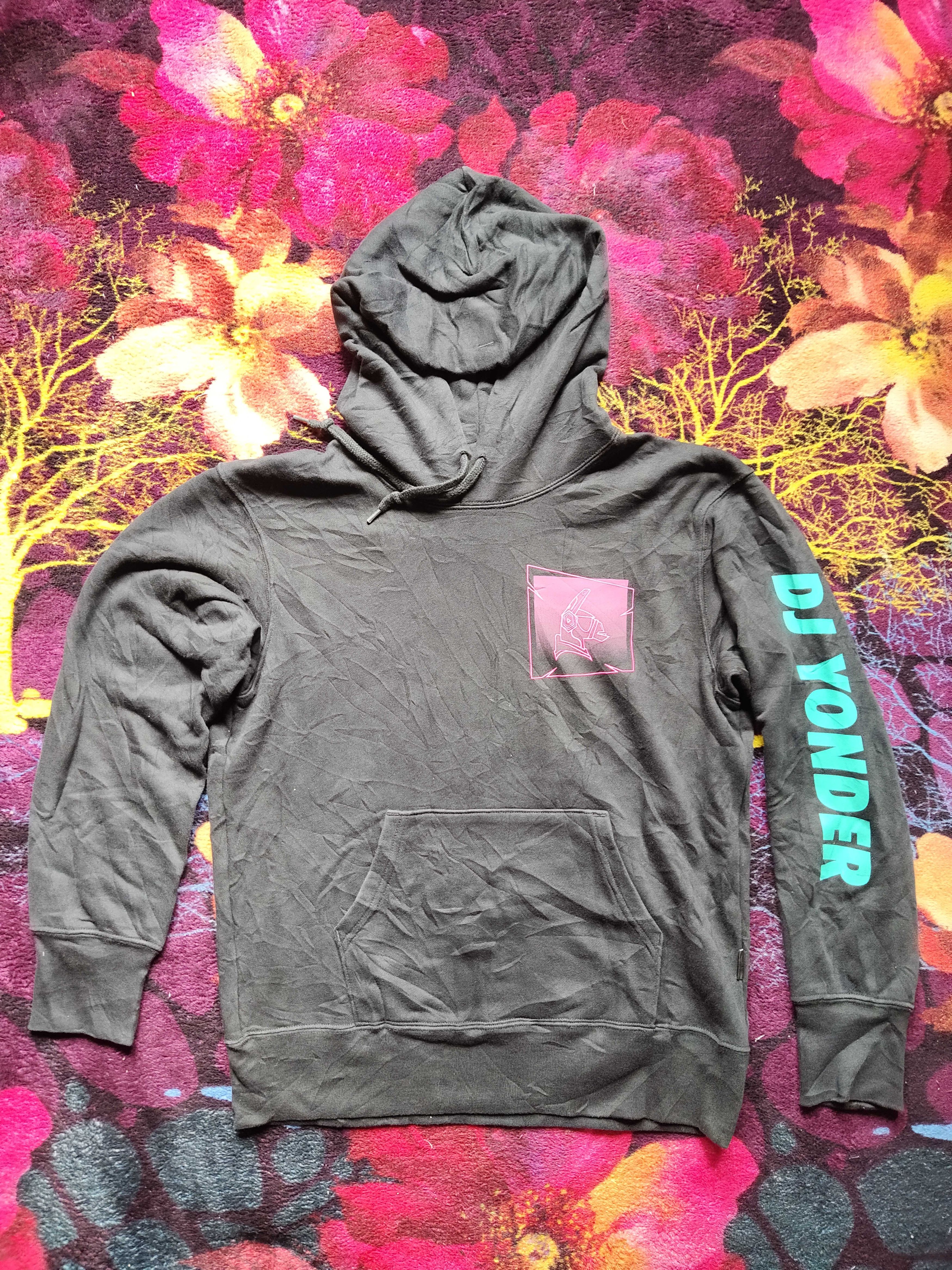 Uniqlo X Fortnite Unisex Sweatshirt