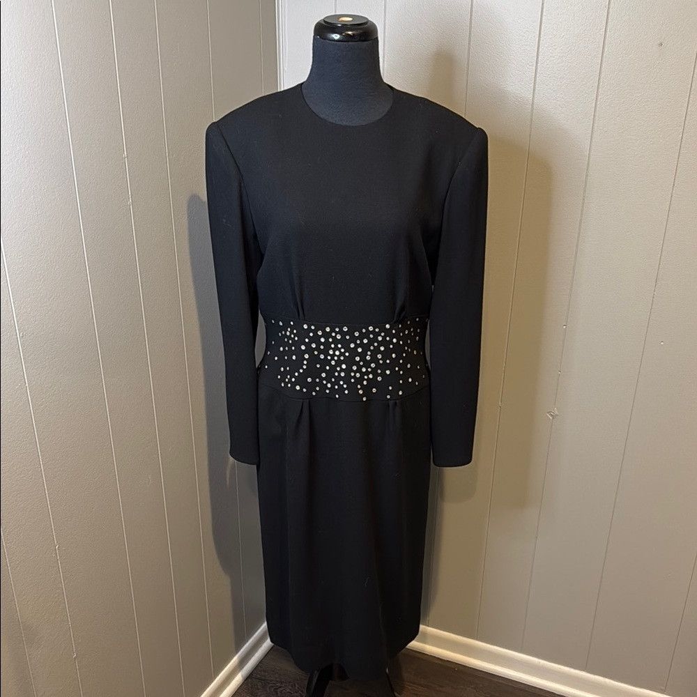 Fifth Avenue Saks Fifth Avenue David Hayes Women S Large Black Sheath Dr T-Shirts, Hoodie, Sweatshirt | AU16VibeMintTees.com
