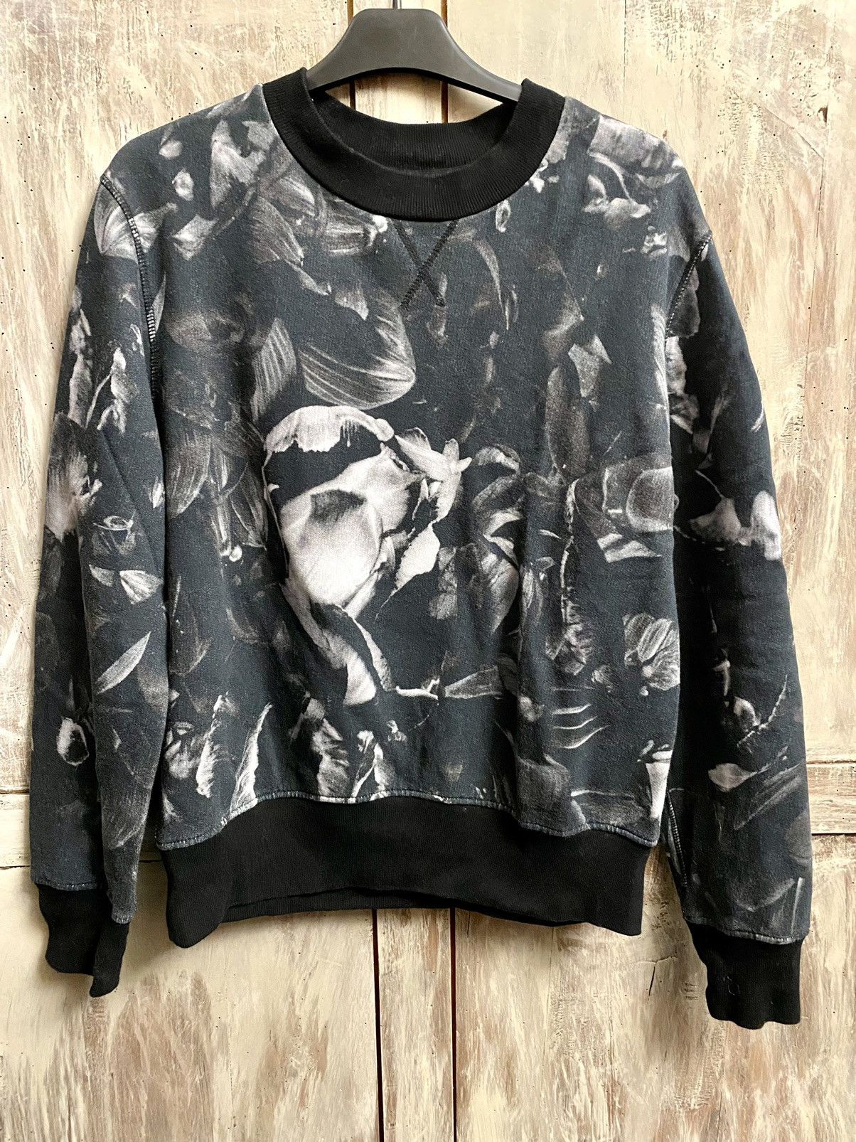 Ami Fall 2015 Black Floral Print Sweatshirt S