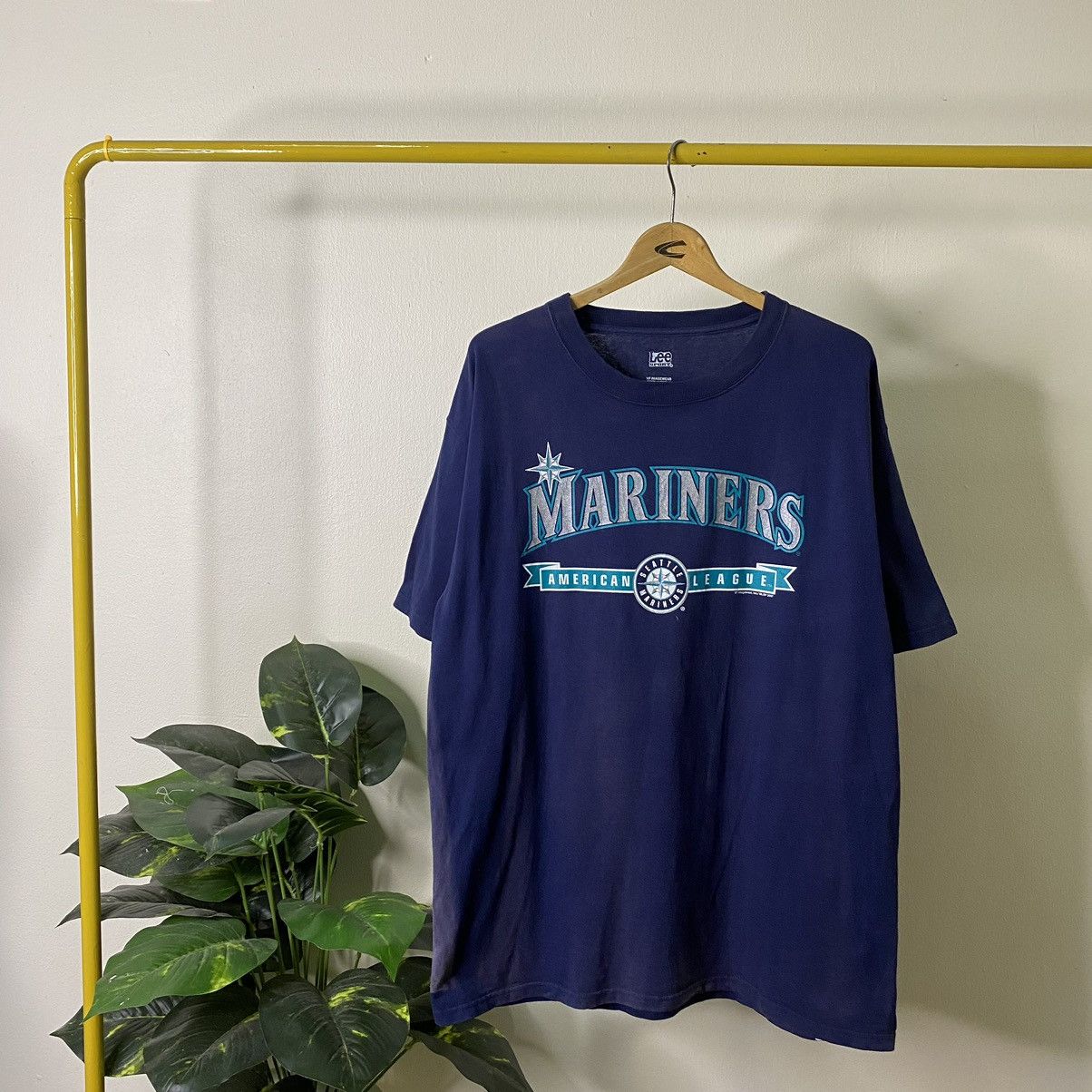 Vintage 2007 Lee X Seattle Mariners Mlb Tee Hoodie, Sweatshirt | FlexRushtees.com