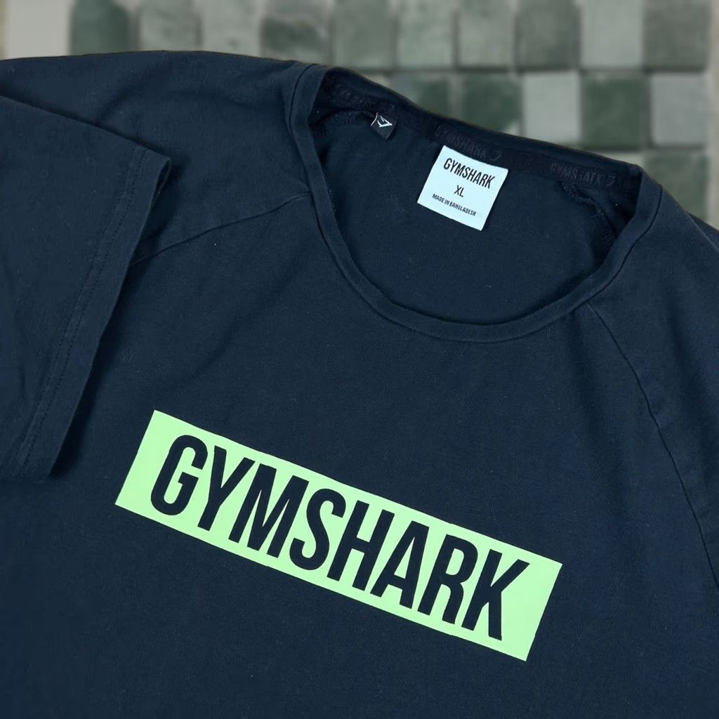 Gymshark T Shirt Mens Xl Black Short Sleeve Camouflage Crew Neck Logo Curved Hem Sports Cla Hoodie, Sweatshirt