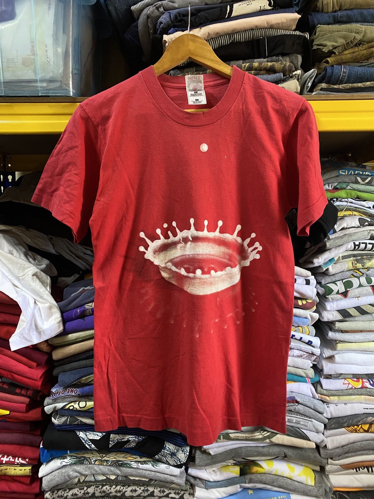 Vintage 90s Archaic Smile Sculptors Bottle Cap Photography T-Shirts, Hoodie, Sweatshirt | FlexRushtees.com