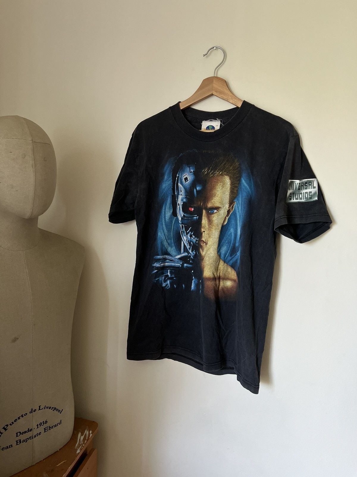 Universal Studios 1991 Terminator 2 I Told You I D Be Back Promo Tee Hoodie, Sweatshirt | FlexRushtees.com