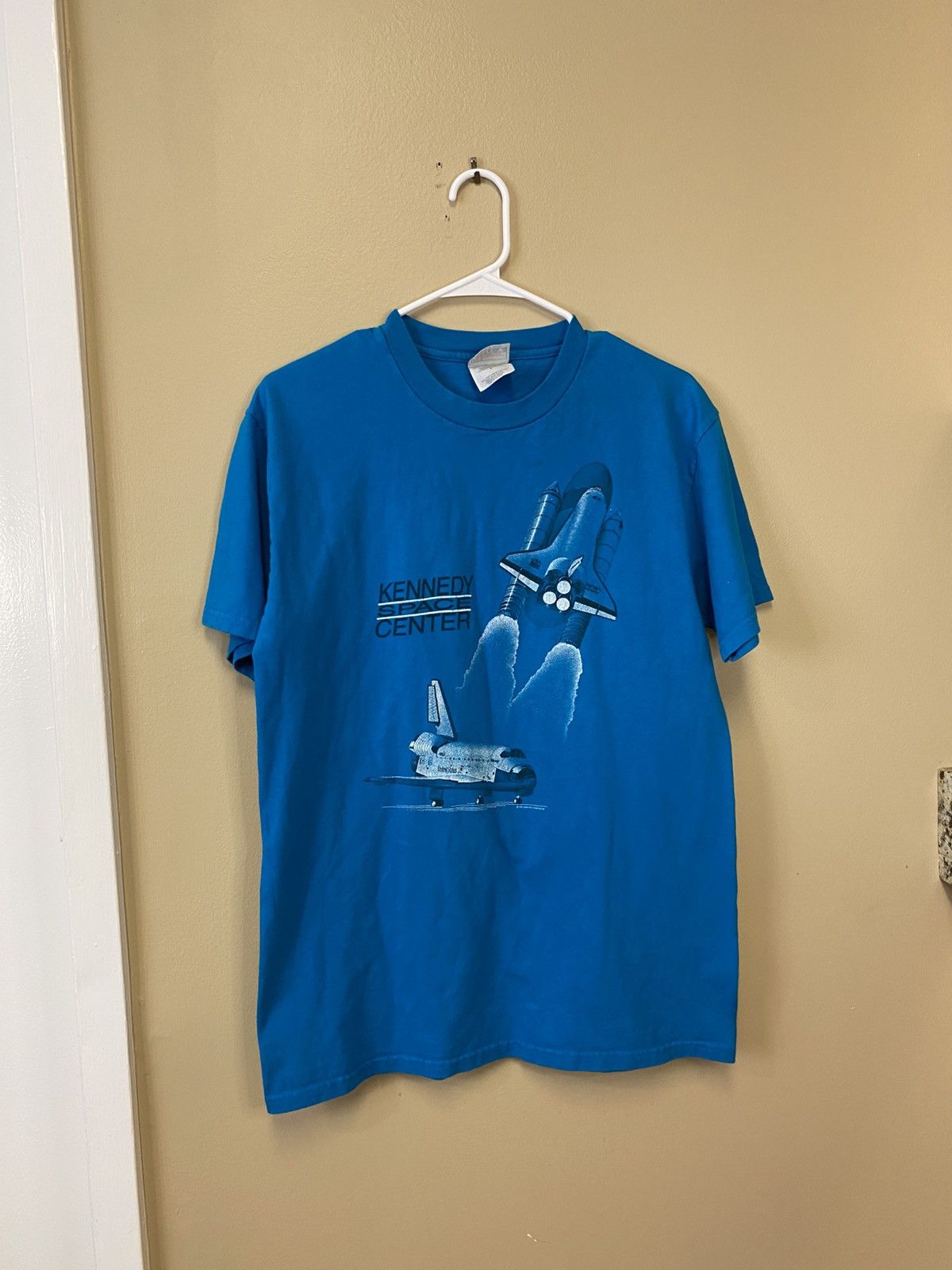 Vintage 1995 Kennedy Space Station T Shirt
