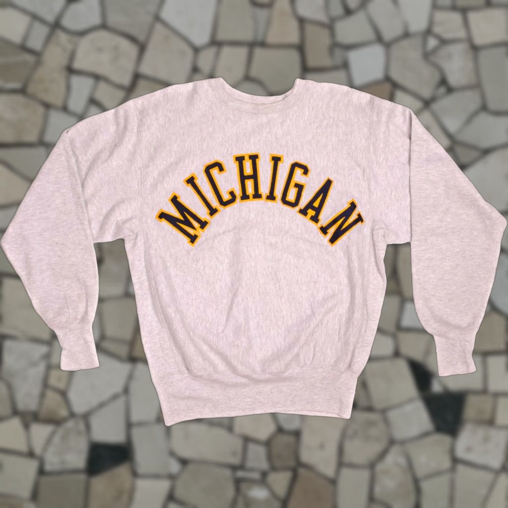 Vintage Champion Reverse Weave Sweatshirt 1990s Xl Usa Shirt Mens Hoodie | FlexRushtees.com