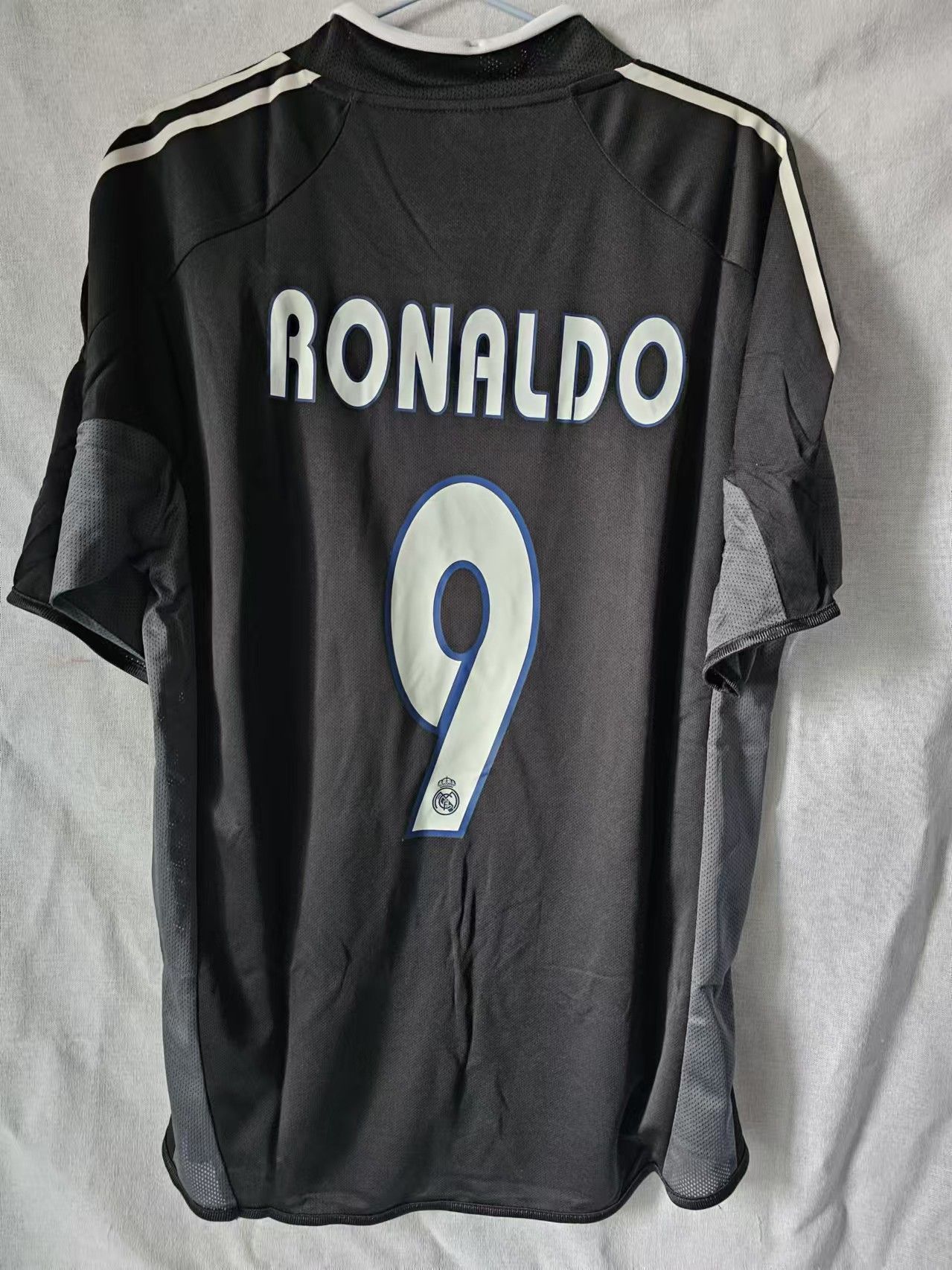 Other 2004 05 Real Madrid 9 Ronaldo Jersey R9 Jersey M