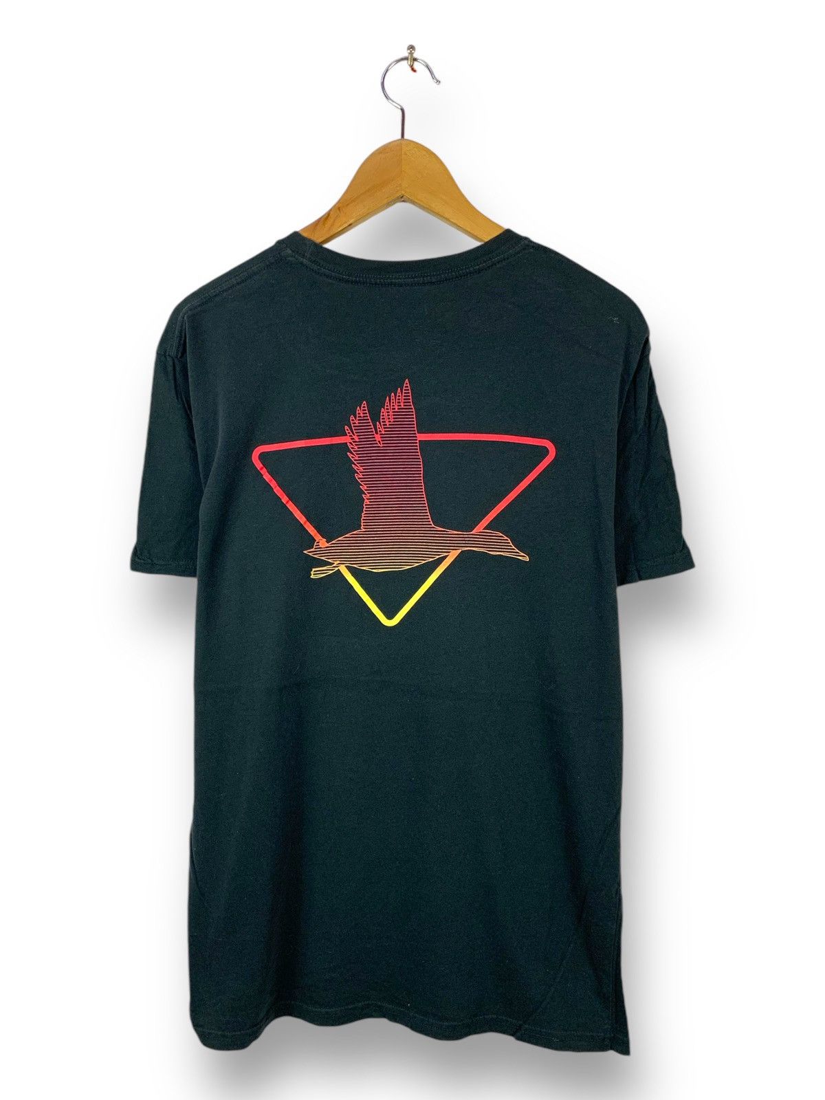 Steals Columbia Performance Hiking Gear Big Logo Tee Hoodie, Sweatshirt | FlexRushtees.com