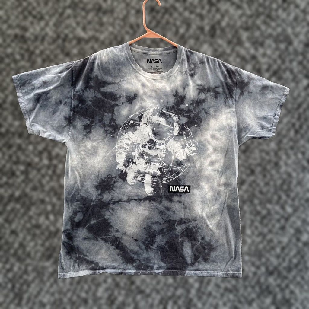 Nasa Graphic T Shirt Mens Extra Large Gray Space Tie Dye Cotton Short Sleeve Crew Neck