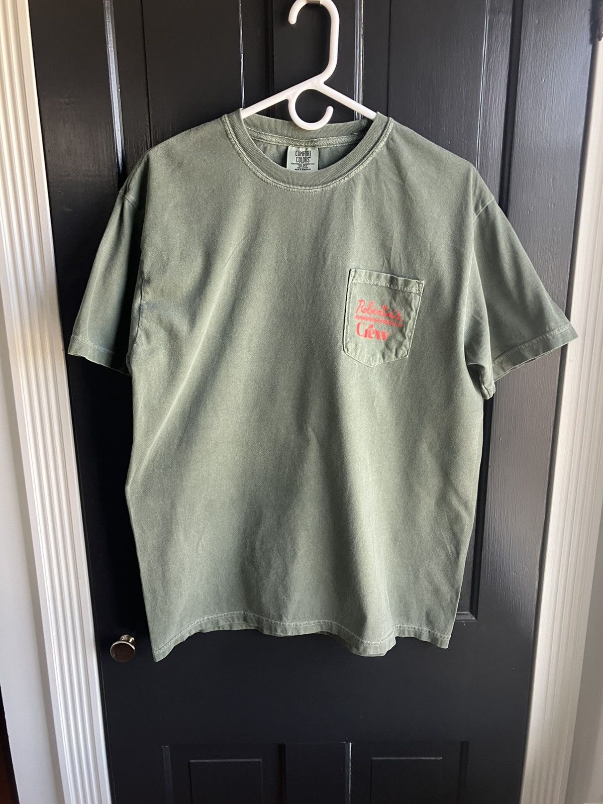 Colors Comfort Colors Large Roberta S Pizza Brooklyn T Shirt Hoodie, Sweatshirt | FlexRushtees.com