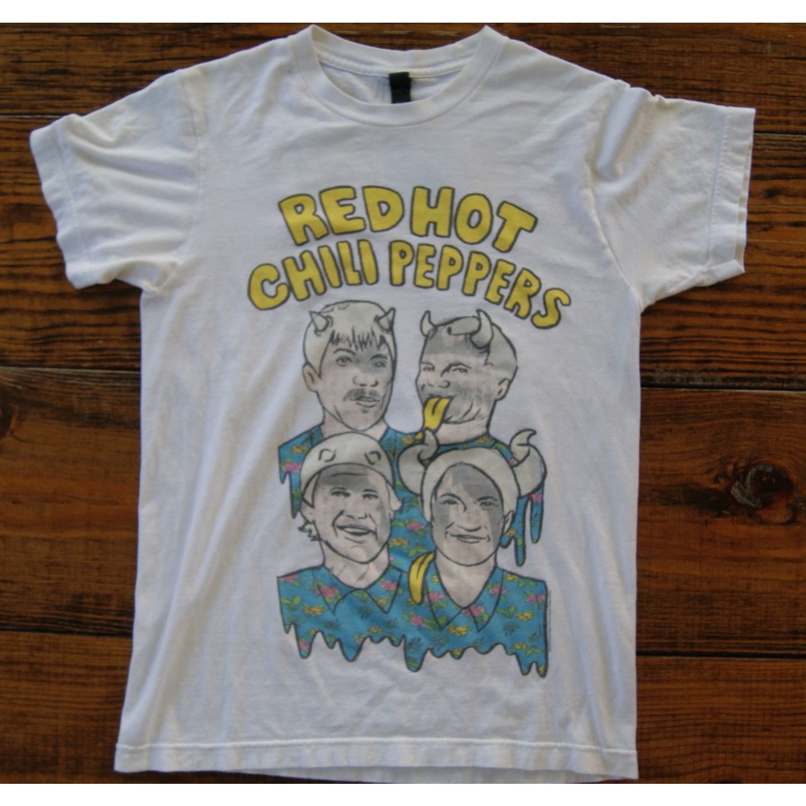 Tultex Red Hot Chili Peppers 2017 The Getaway Tour T Shirt Small Hoodie, Sweatshirt | FlexRushtees.com