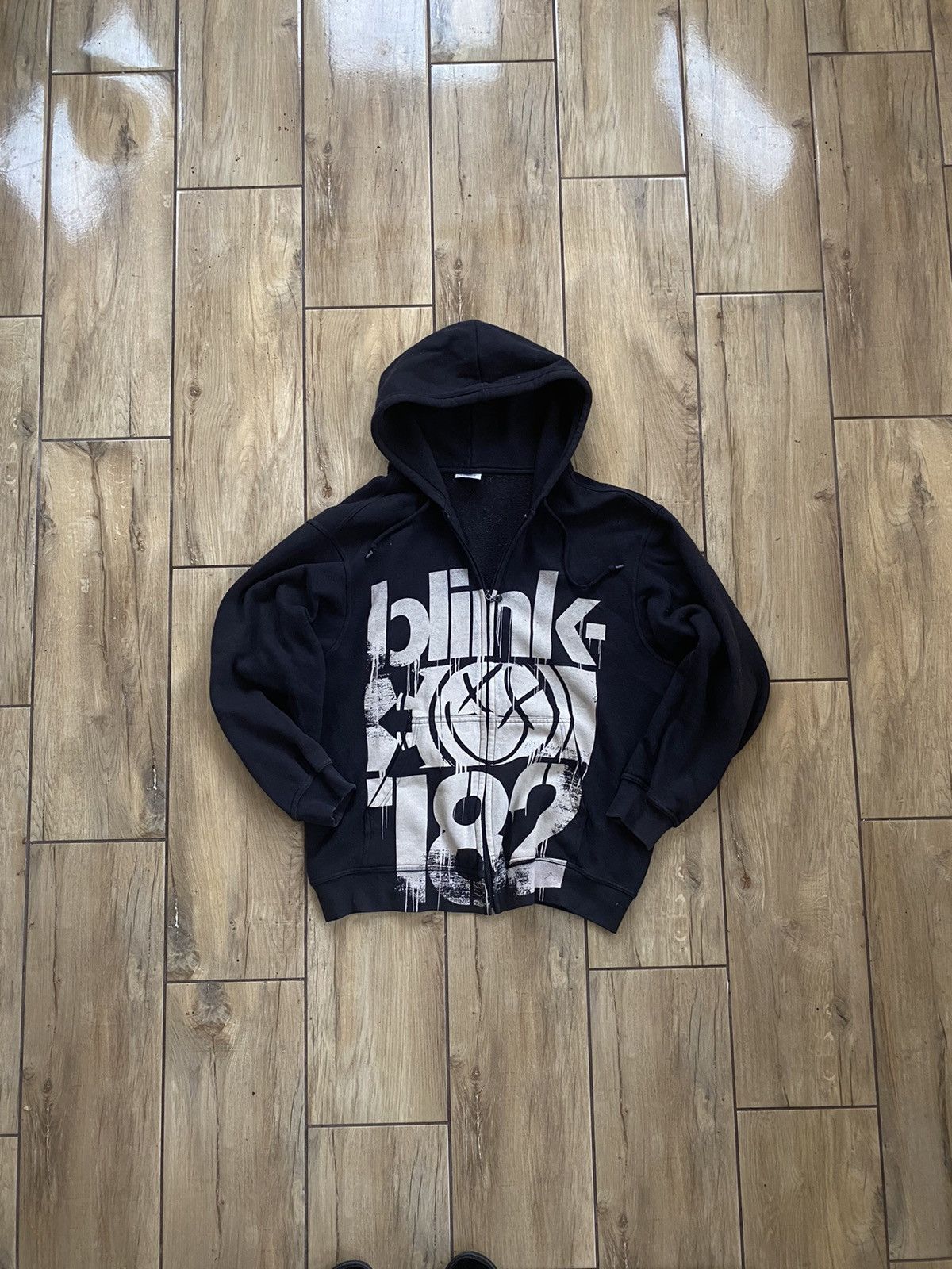 Very Rare Vintage Blink 182 2003 Zip Hoodie T-Shirts, Sweatshirt | FlexRushtees.com