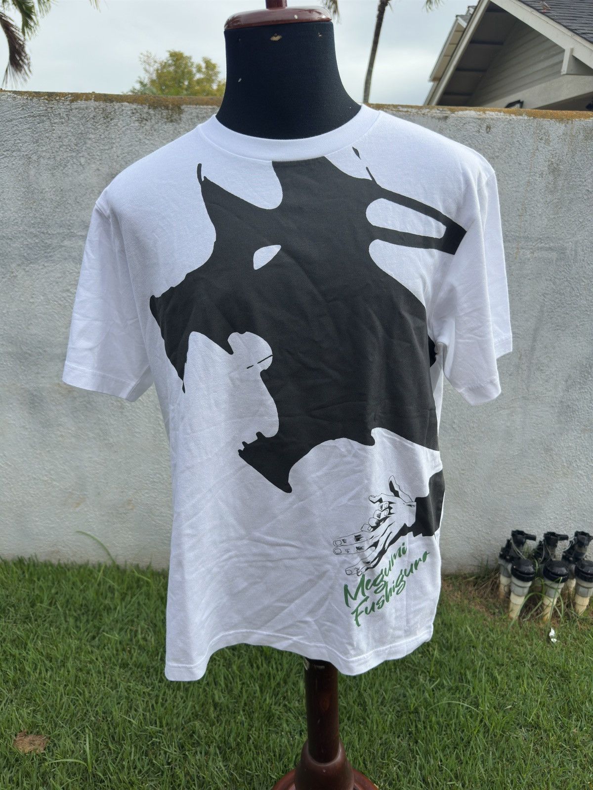 Uniqlo Jujutsu Kaisen Megumi Fushiguro Men S Xl Anime Manga