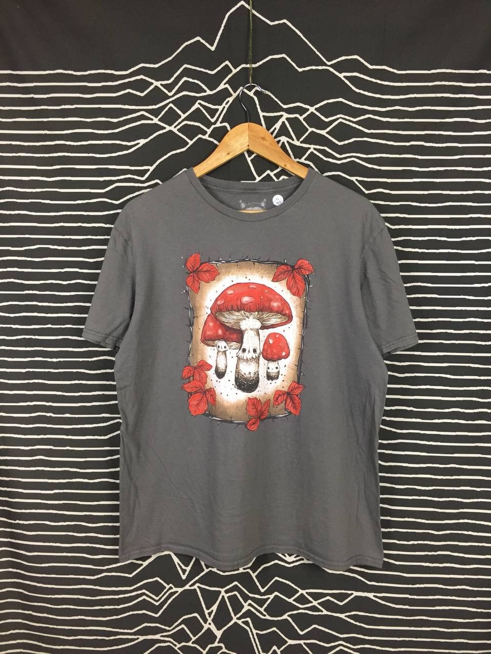Vintage Stephanie Bayles Poisonous Mushroom Guild Of Calamity Tee