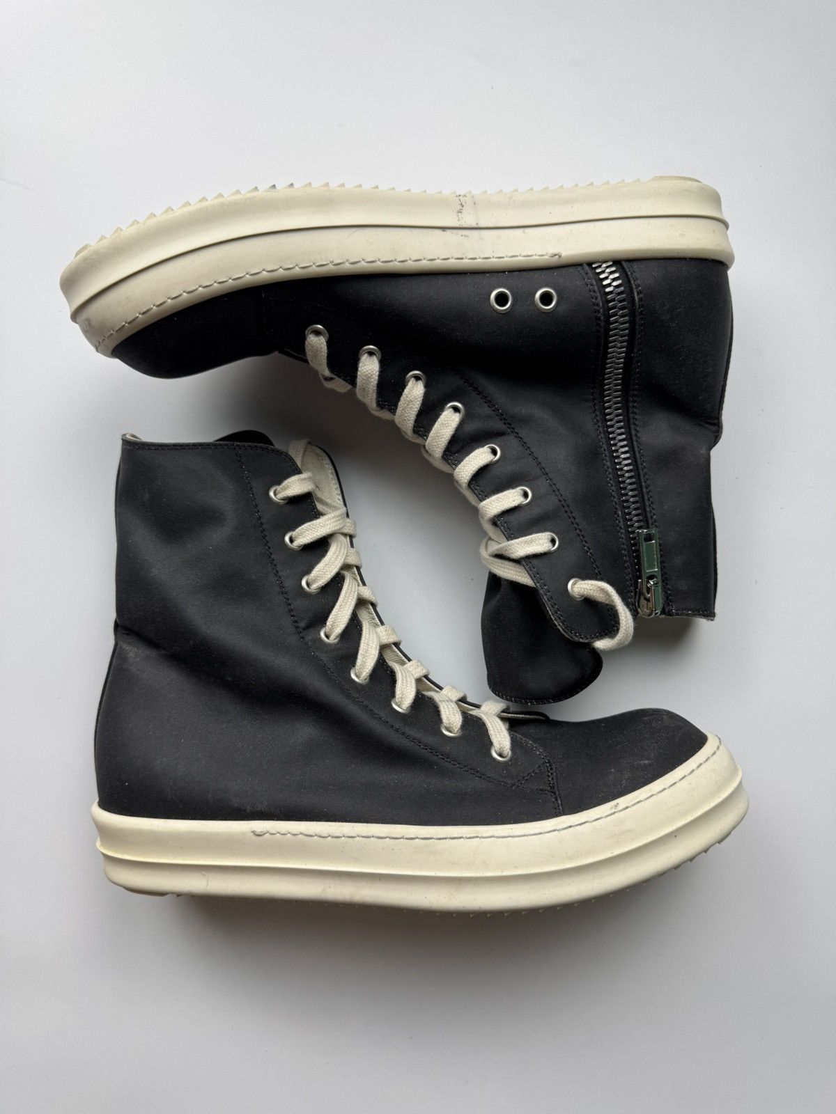 Owens Drkshdw Rick Owens Drkshdw Vegan Ramones T-Shirts, Hoodie, Sweatshirt | AU16VibeMintTees.com