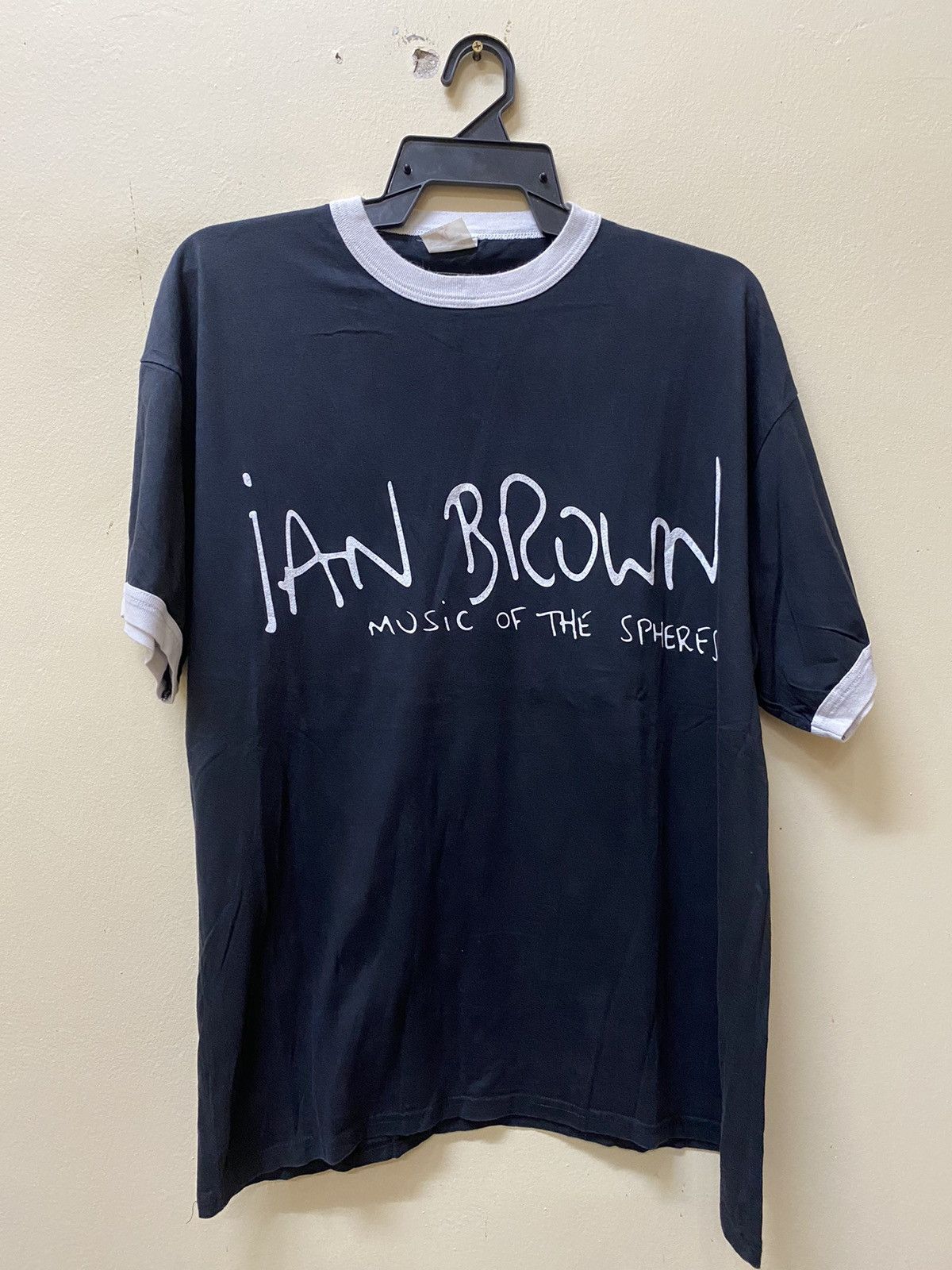 Vintage Ian Brown The Verve Indie Uk Band T Shirt Hoodie, Sweatshirt | FlexRushtees.com