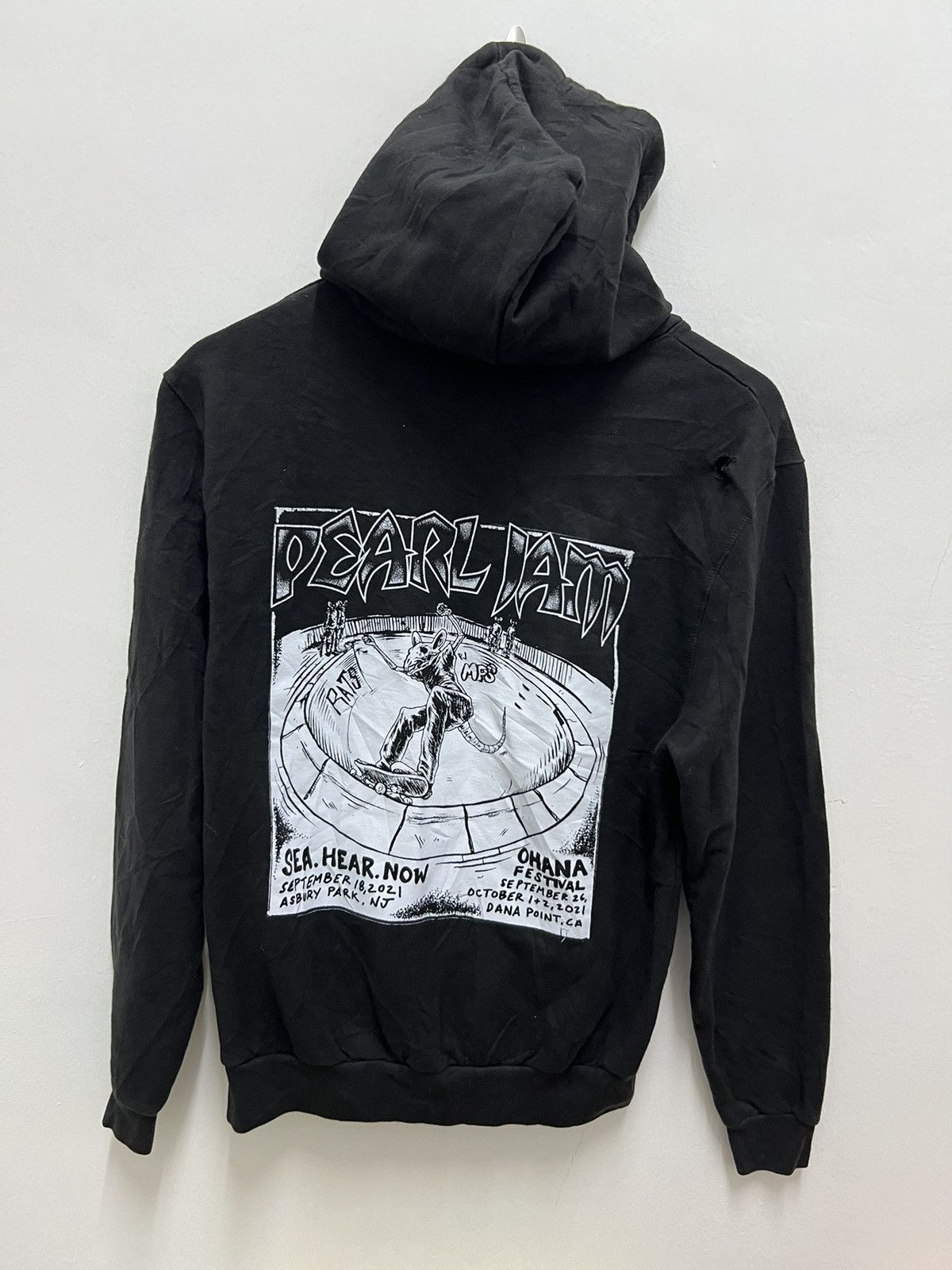 Band Tees Pearl Jam Ohana Festival Hoodie Sweatshirt | FlexRushtees.com