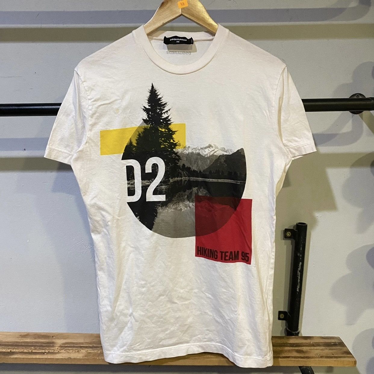 Rare Dsquared2 D2 Hiking Team 95 T Shirts Hoodie, Sweatshirt | FlexRushtees.com