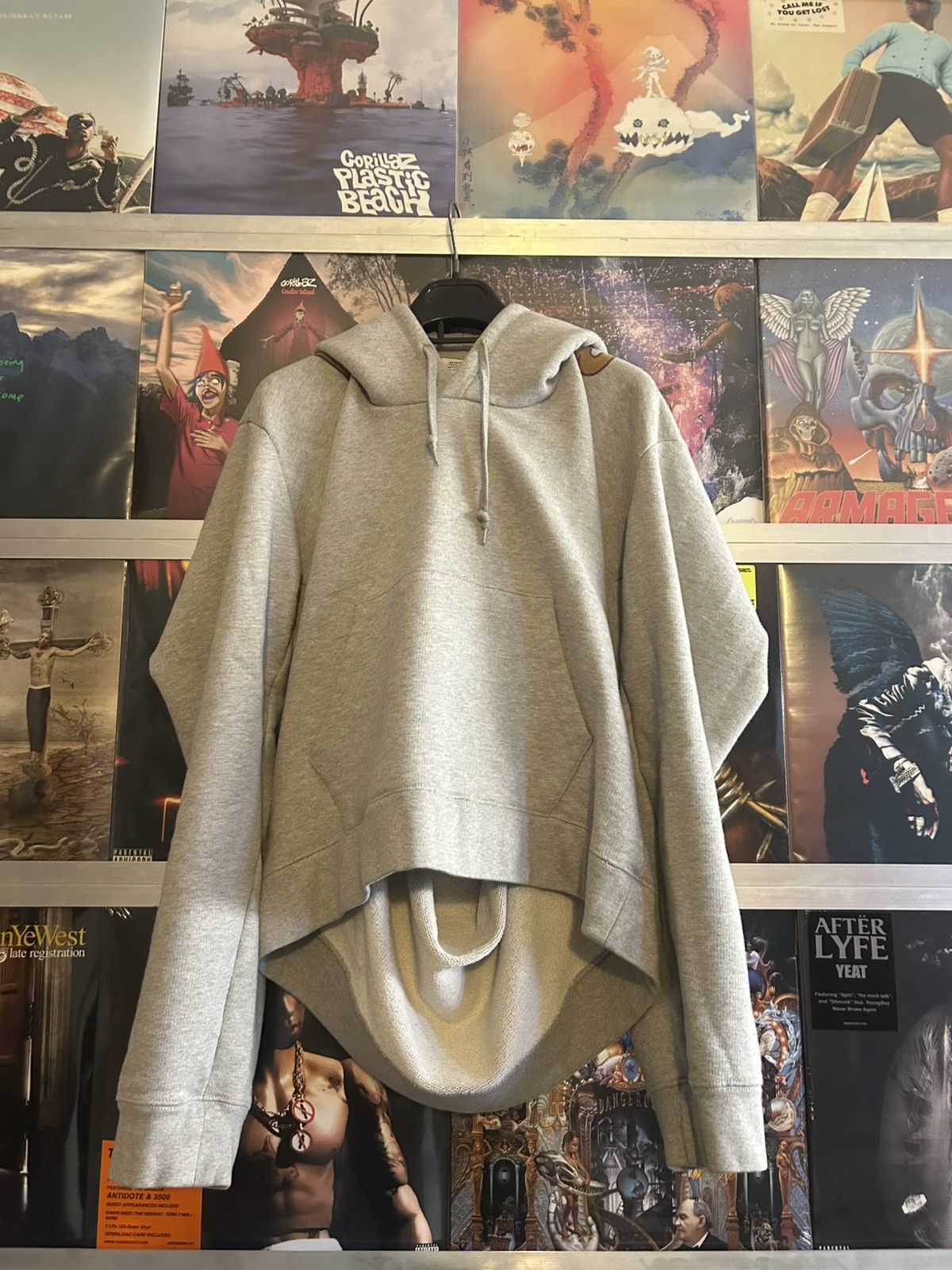 Fw18 Vetements Missplaced Hoodie T-Shirts, Sweatshirt | FlexRushtees.com