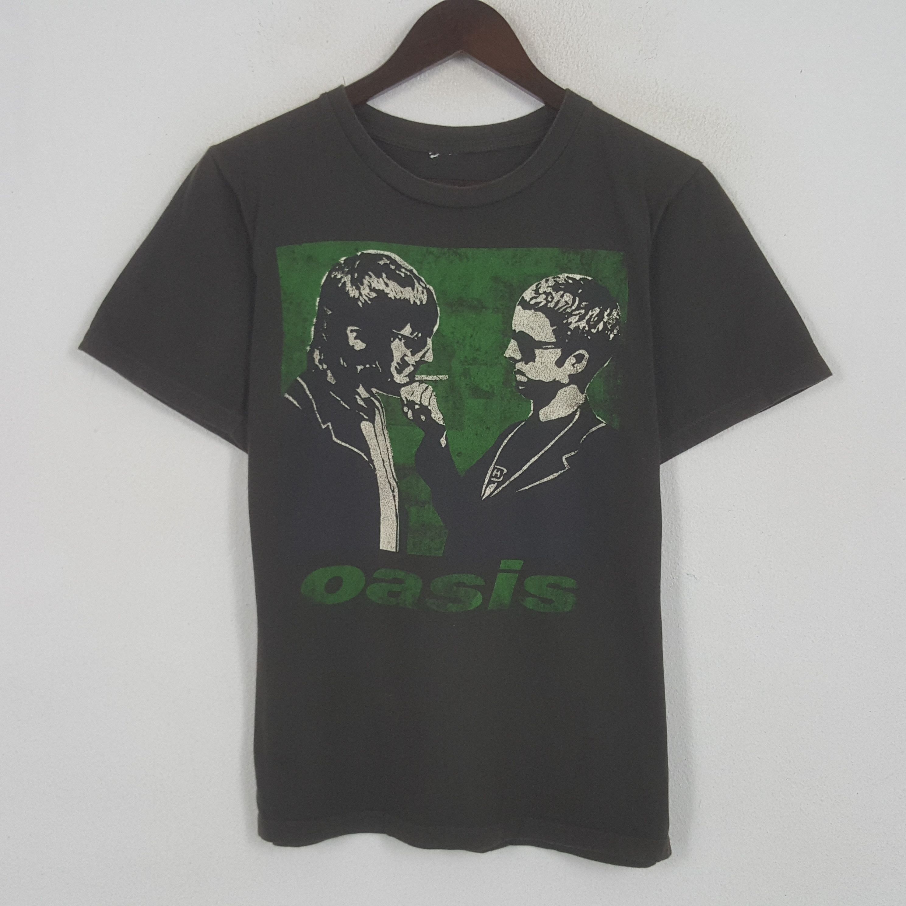 Vintage Oasis American Rock Band Tshirt Hoodie, Sweatshirt | FlexRushtees.com