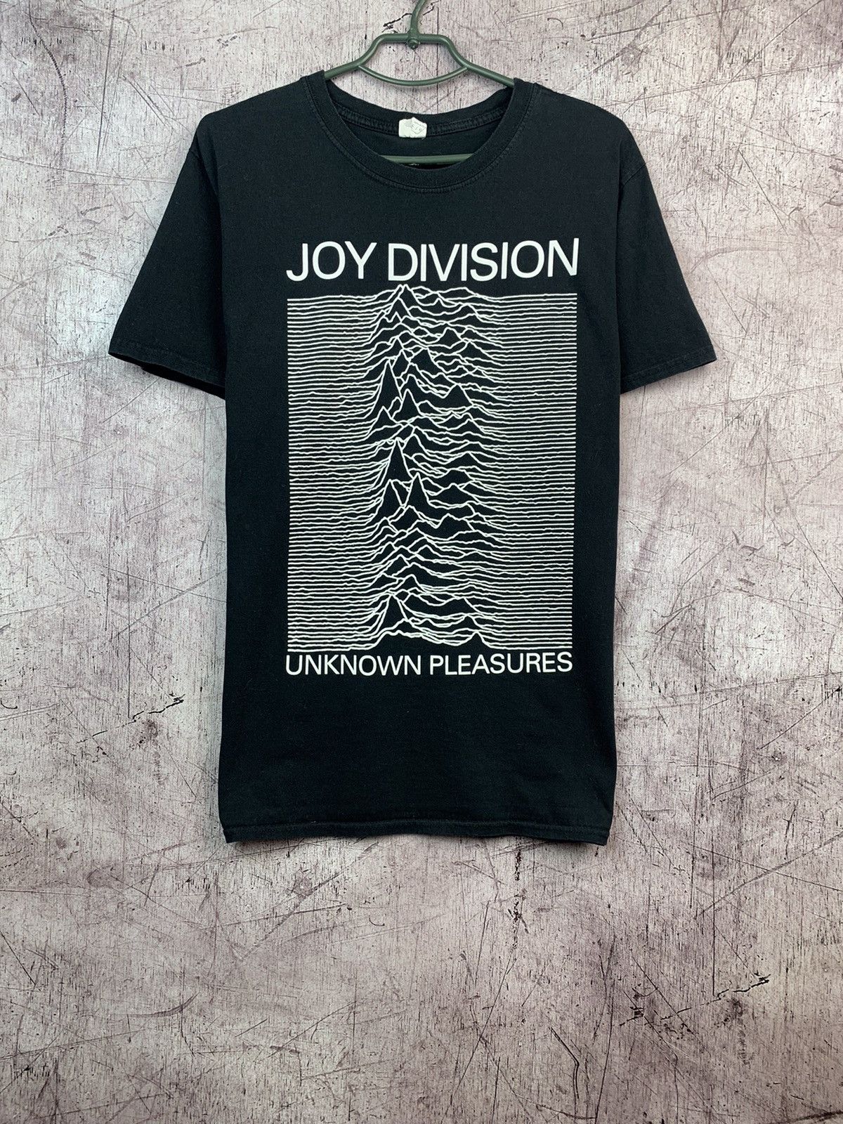 Joy Division X Vintage Vintage Joy Division Unknown Pleasures Tee Hoodie, Sweatshirt | FlexRushtees.com