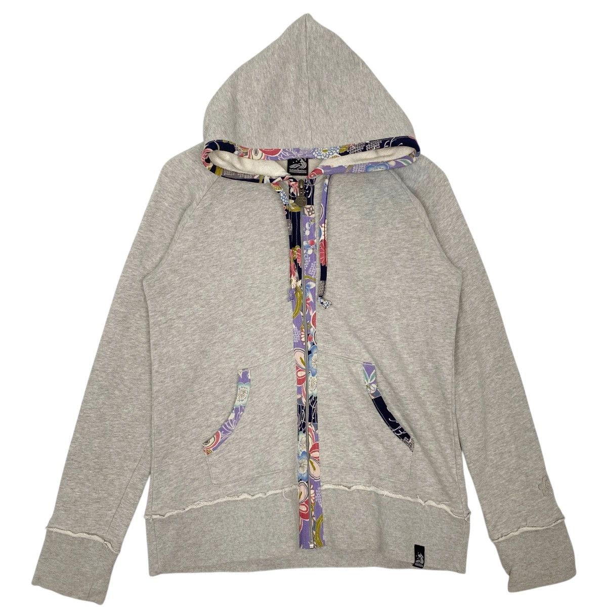 Vintage Namitatsu Printed Hoodie Sweater Gray Pullove Size M T-Shirts, Sweatshirt | FlexRushtees.com