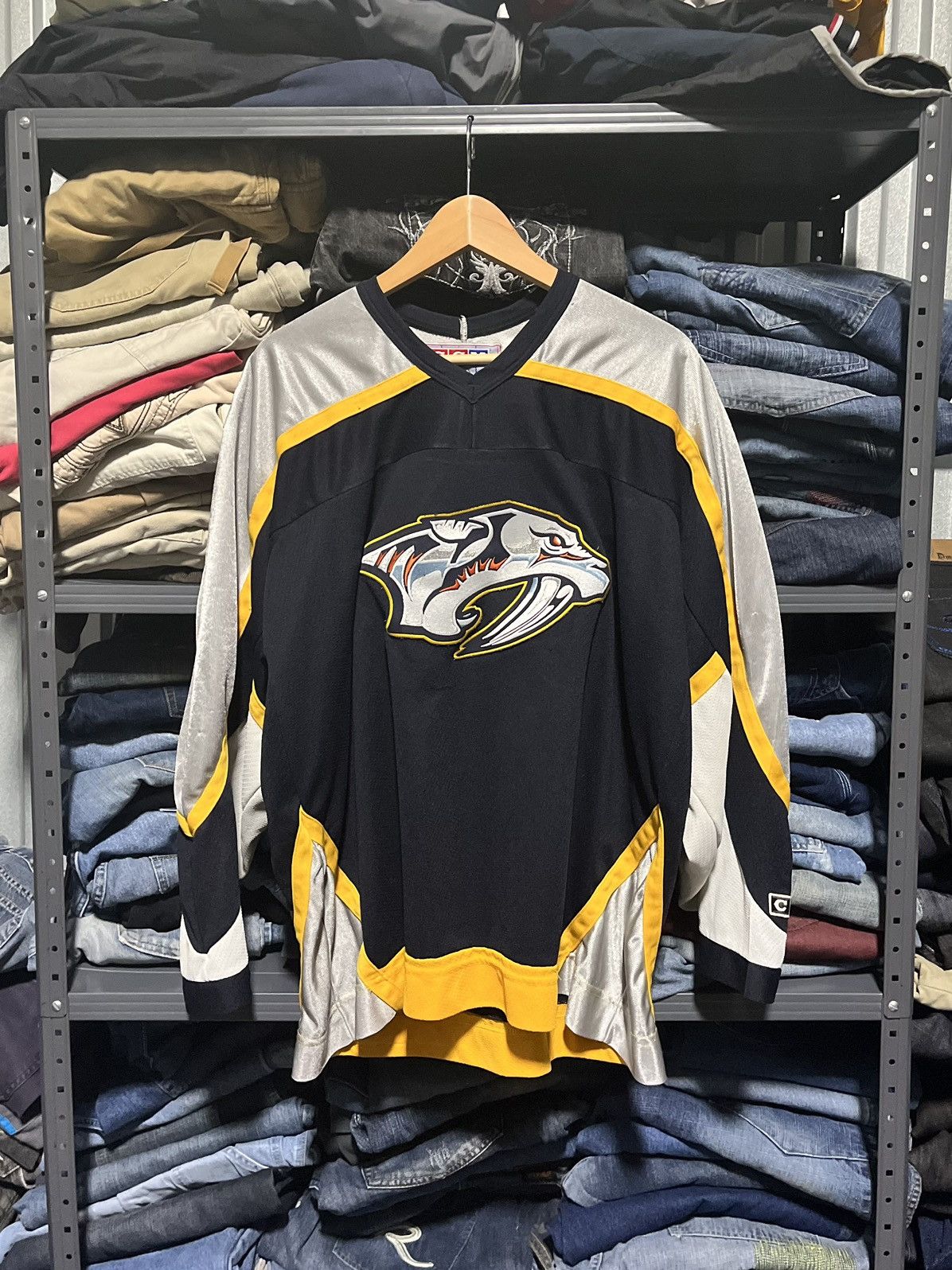 Crazy Vintage Nashville Predators Nhl Ccm Hockey Jersey