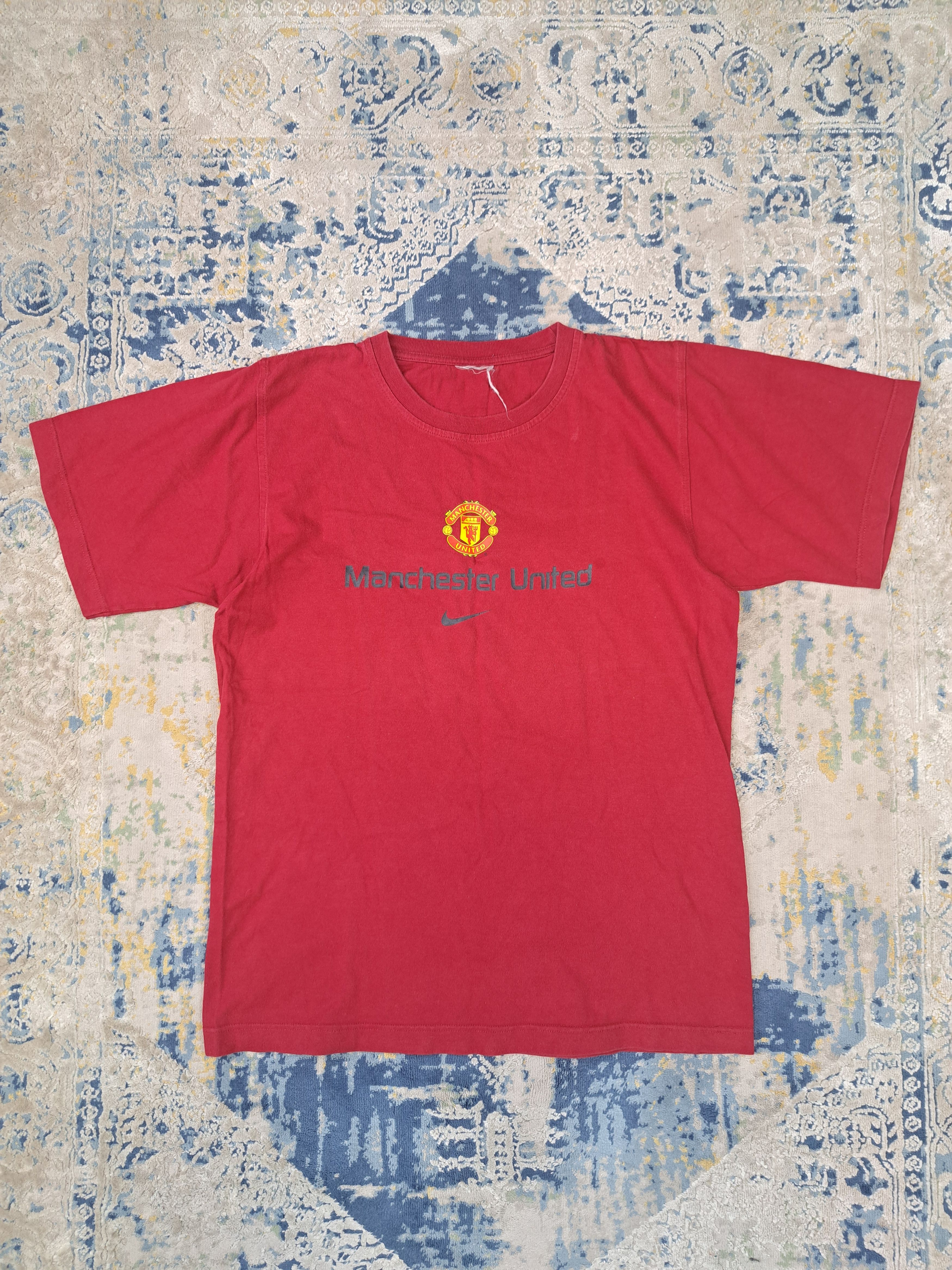 Manchester United Center Swoosh Tee Hoodie, Sweatshirt | FlexRushtees.com