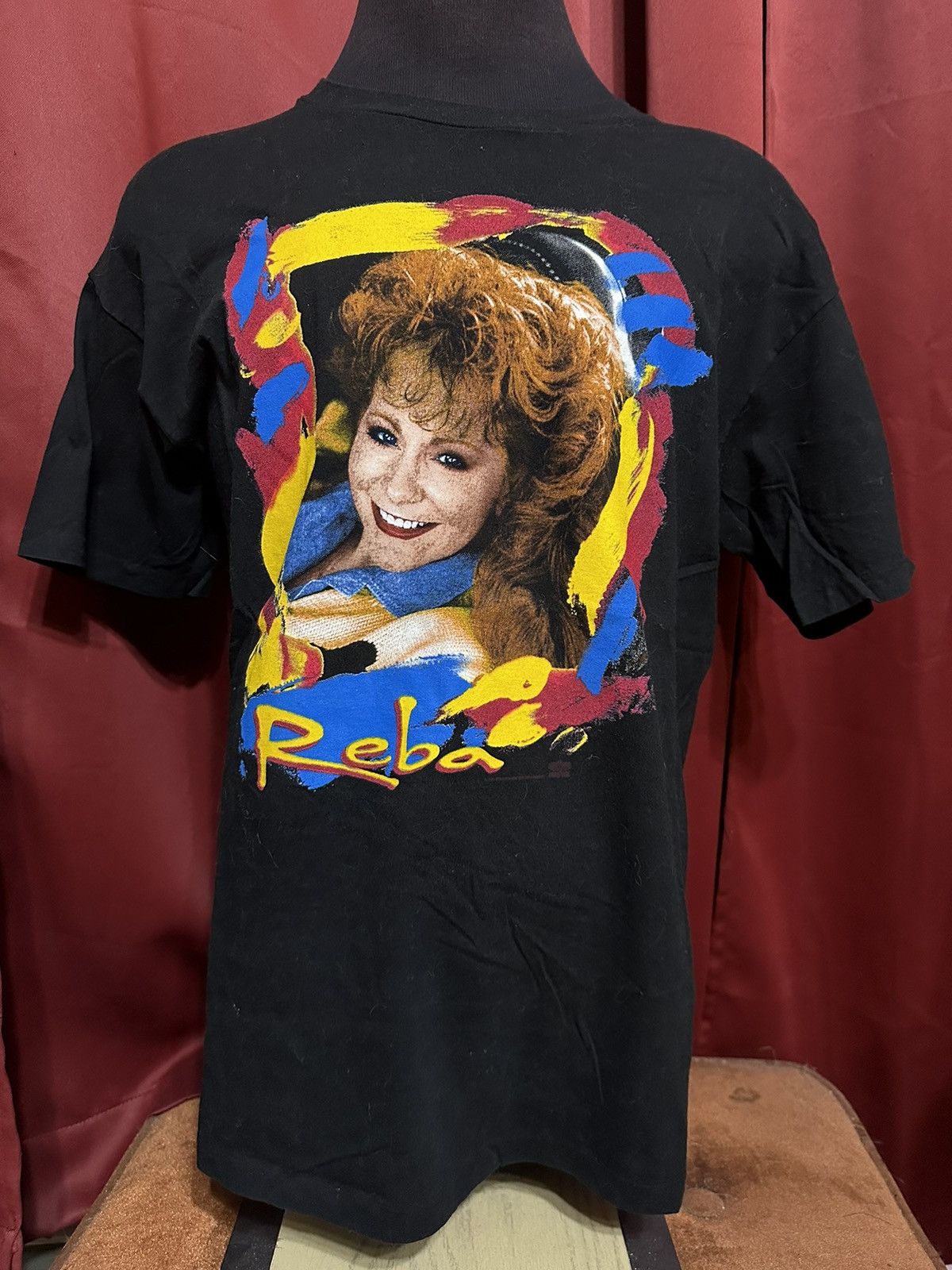 Vintage Reba Mcentire Shirt 90s Country Music Band Tee Grail Hoodie, Sweatshirt | FlexRushtees.com