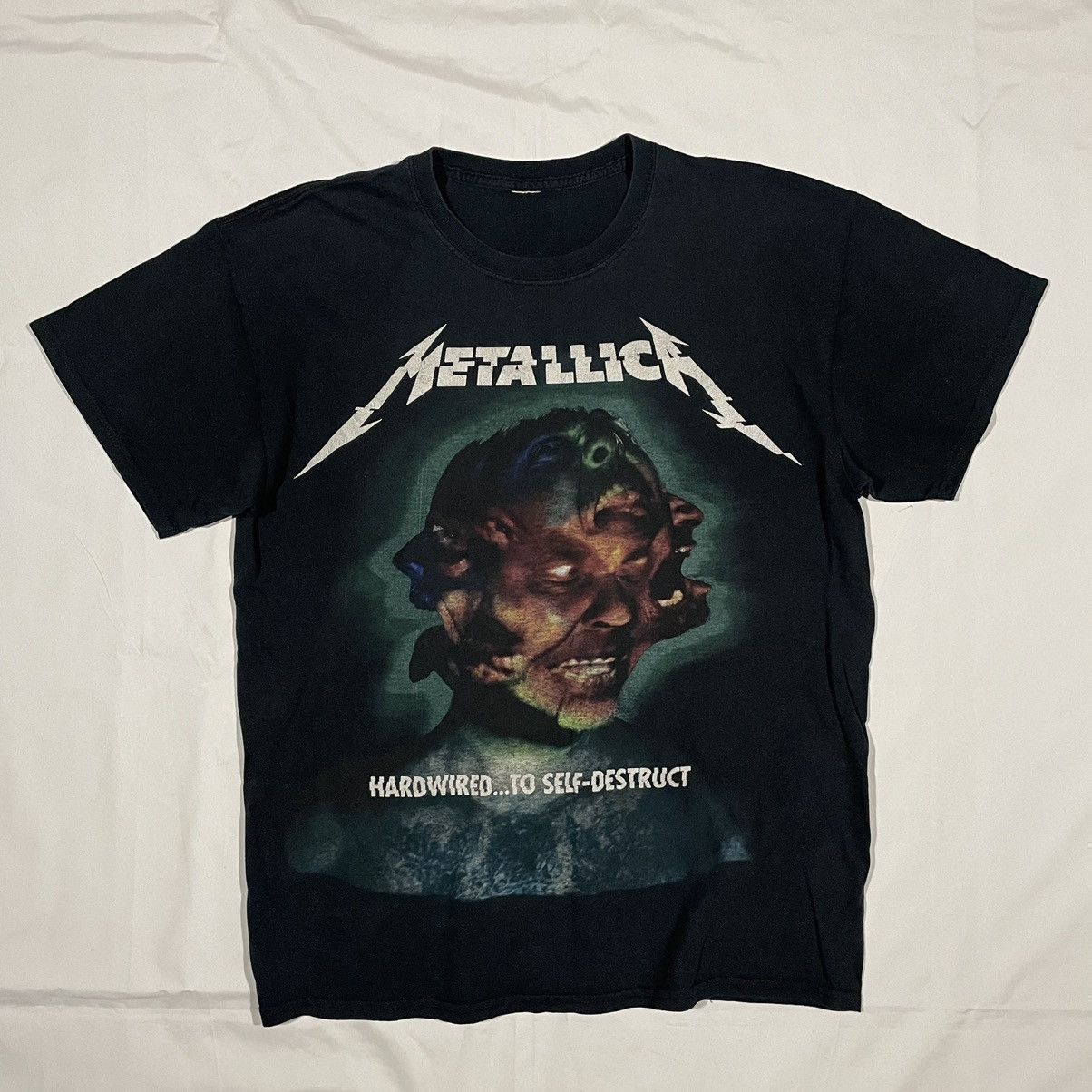 Le Grande Bleu L G B Metallica Hardwired To Self Destruct Promo Rare T Shirt Hoodie, Sweatshirt | FlexRushtees.com
