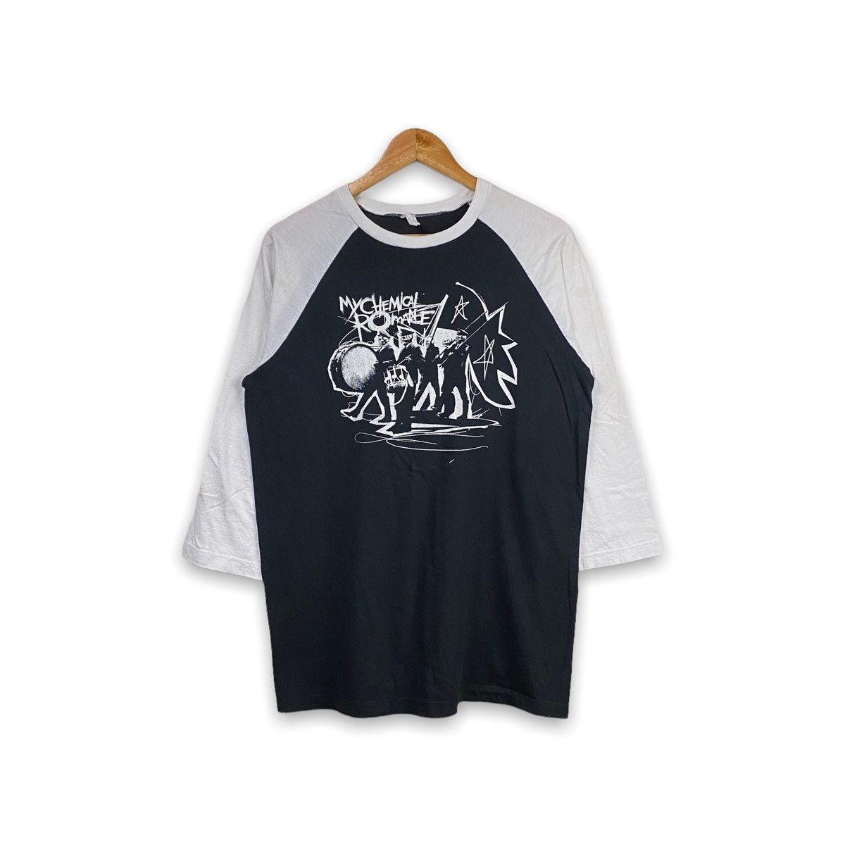 My Chemical Romance X Vintage My Chemical Romance Raglan T Shirt The Black Parade Album Hoodie, Sweatshirt | FlexRushtees.com